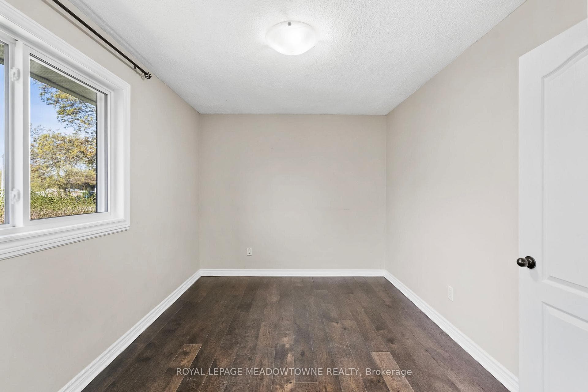 176 Longfield Road Unit Upper photo 21