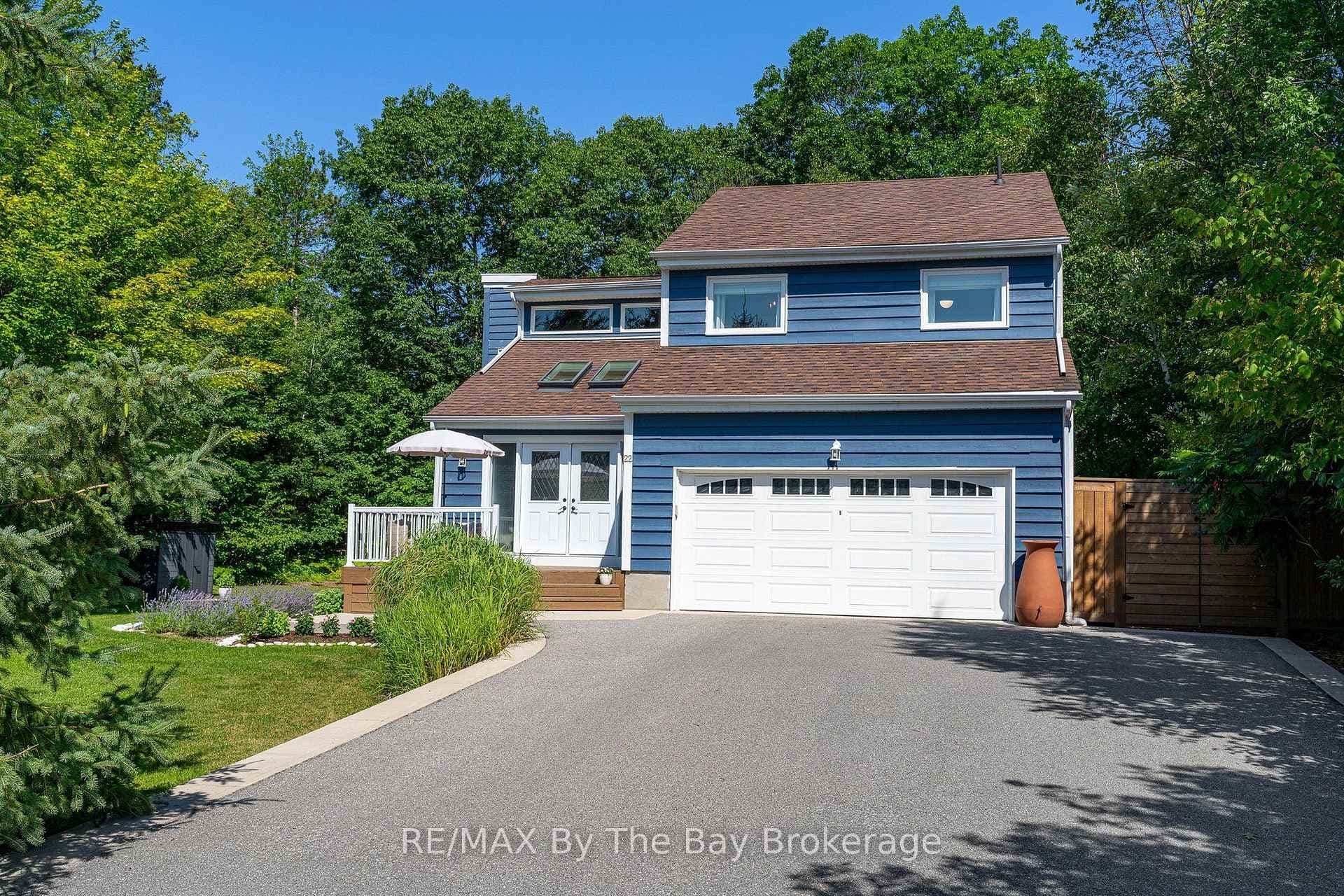 22 BRIDLEWOOD Crescent photo 4