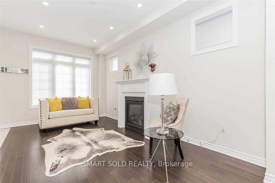 43 Farooq Boulevard photo 10