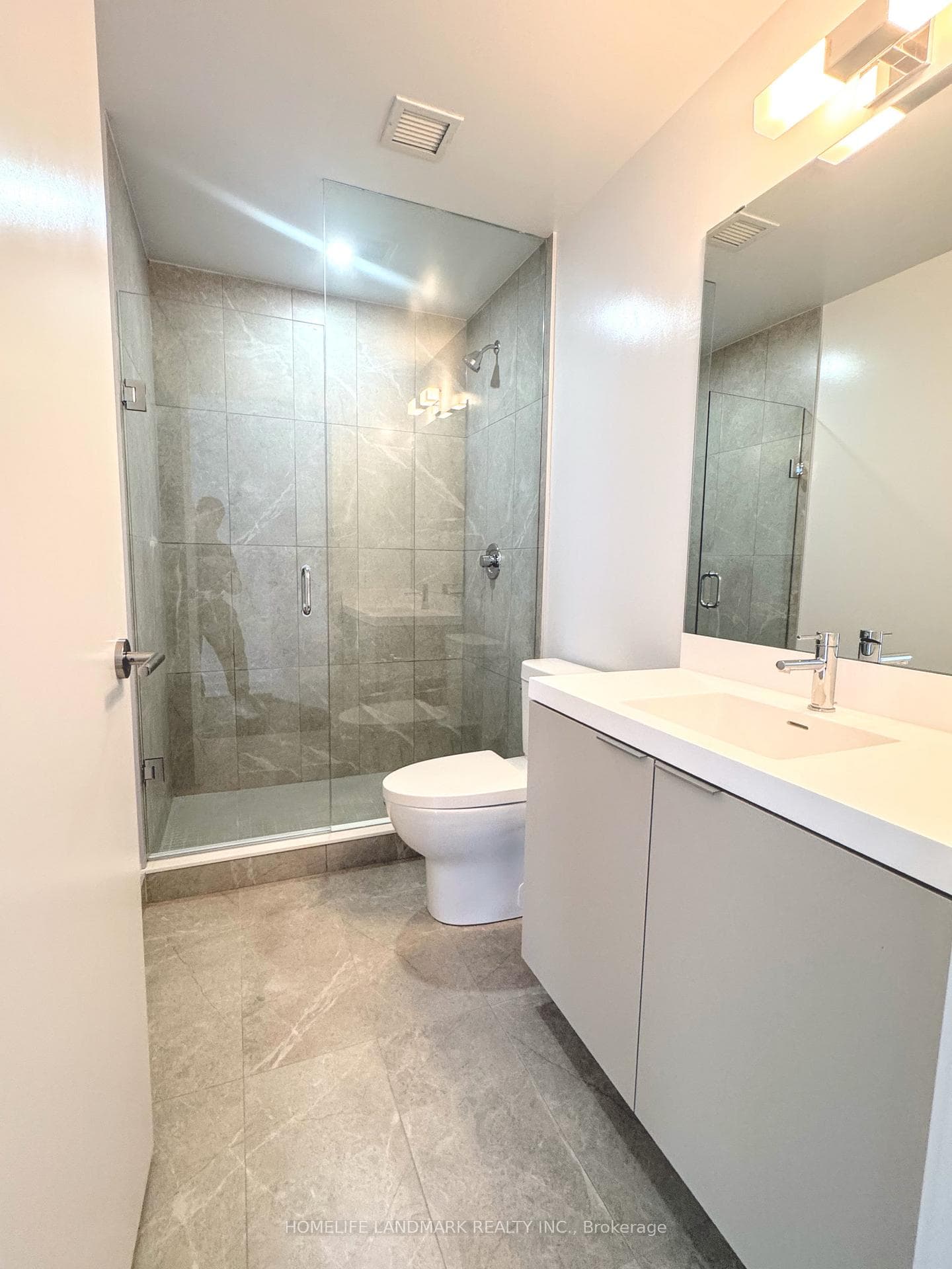 5858 Yonge Street Unit 2812 photo 8