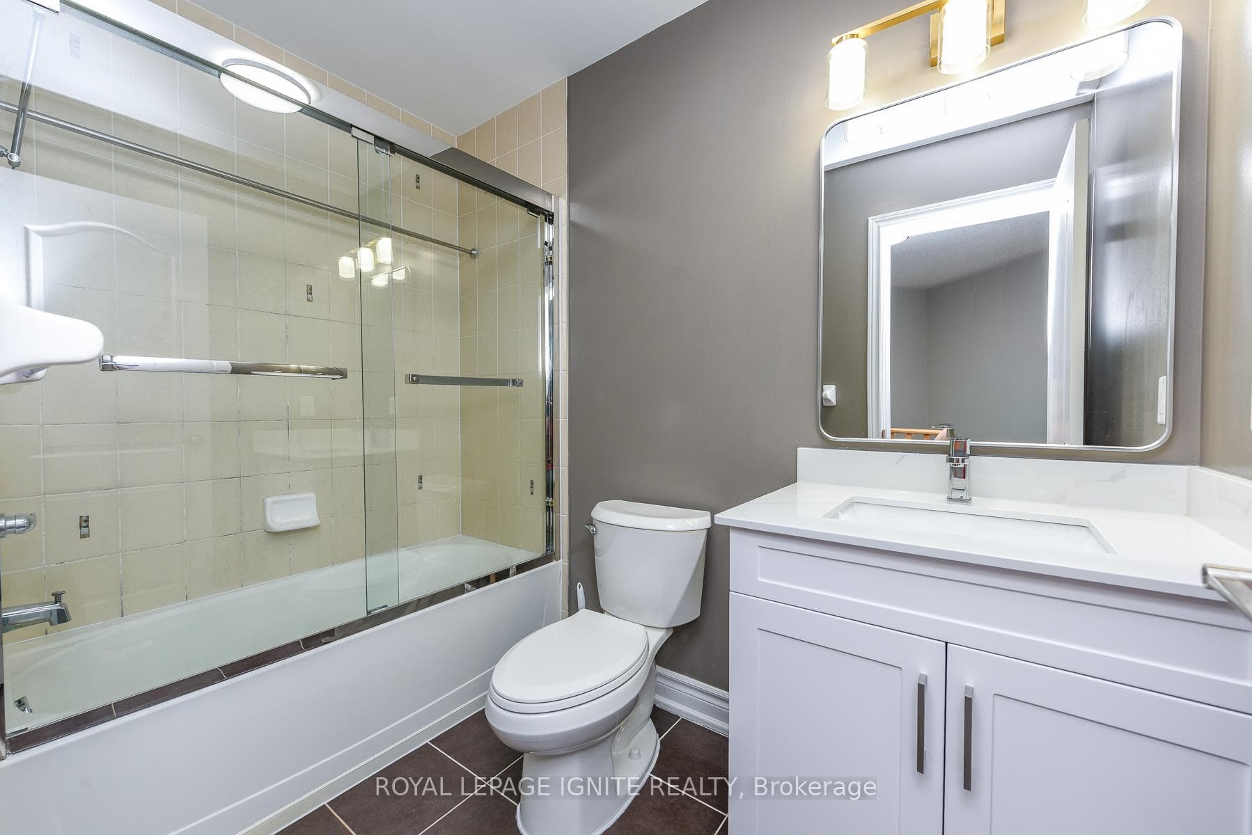 52 Harpreet Circle photo 35
