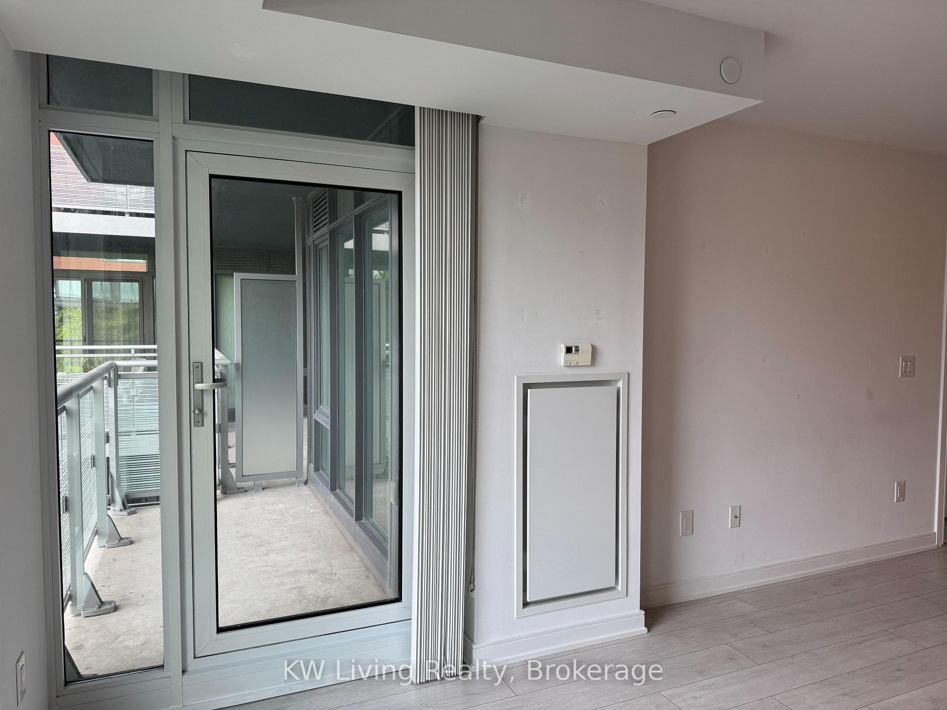 525 Adelaide Street Unit 618 photo 8