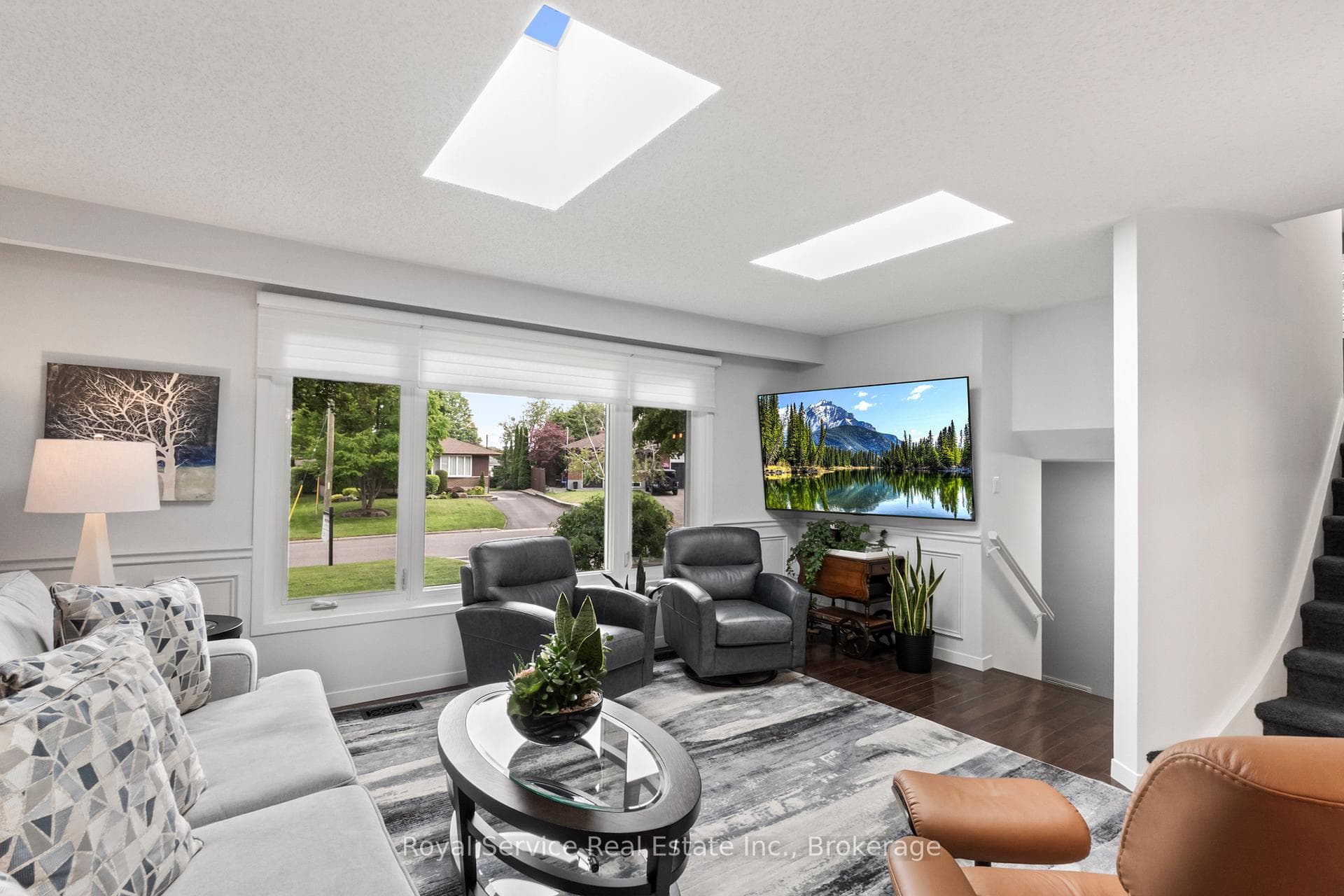 460 Harwood Drive photo 8