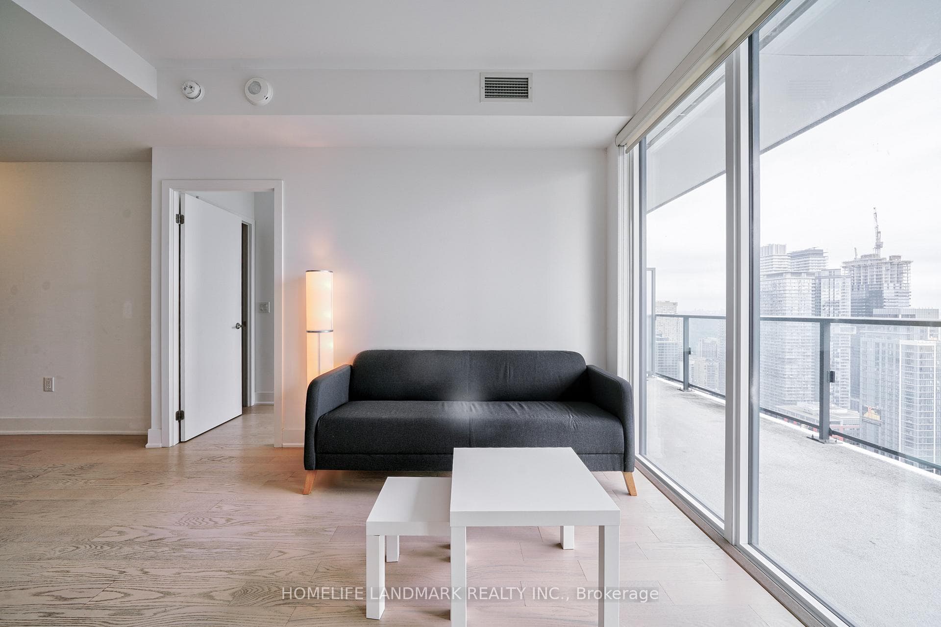 955 Bay Street Unit 3801 photo 11