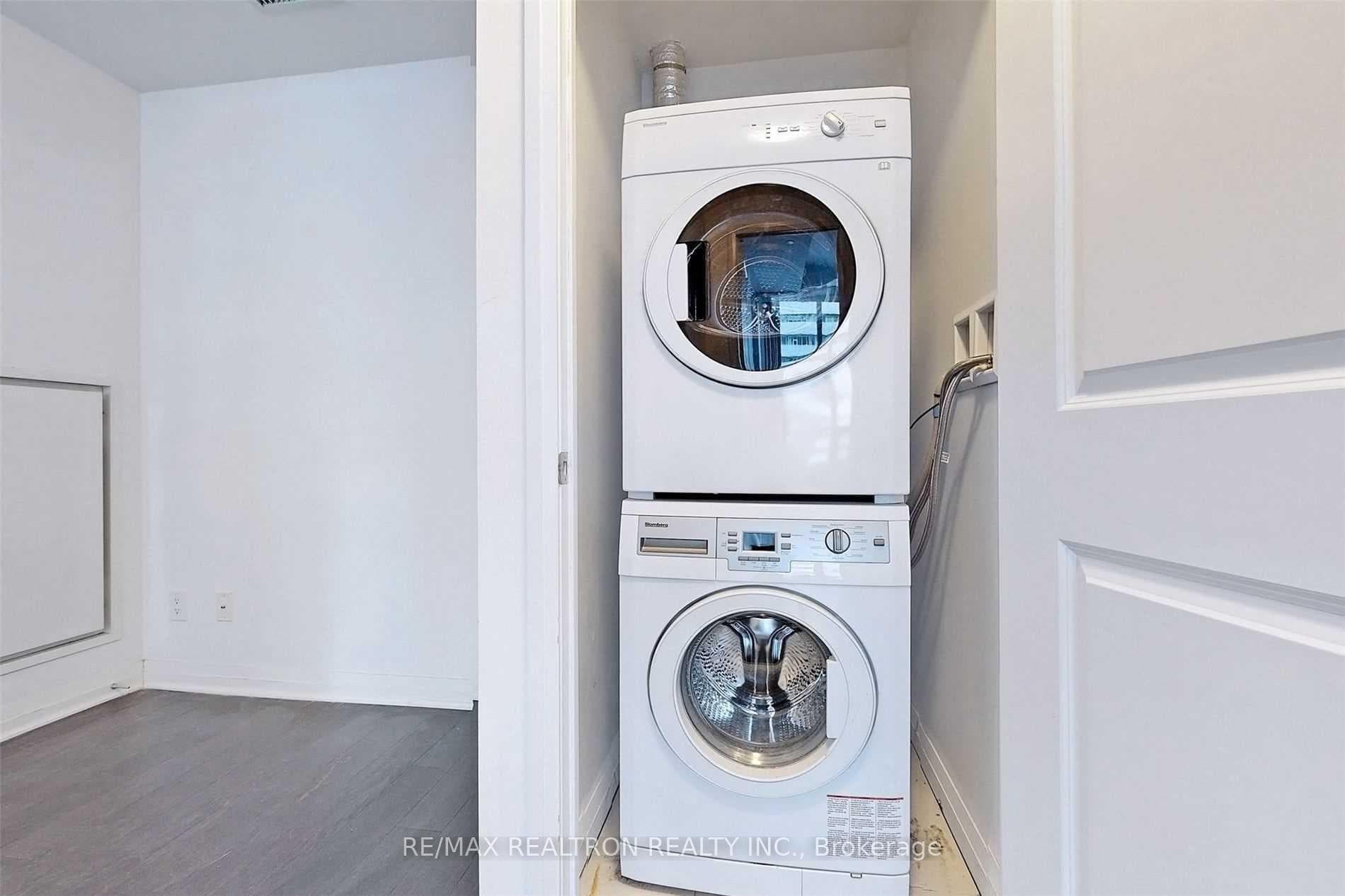 8 Mercer Street Unit 2701 photo 18