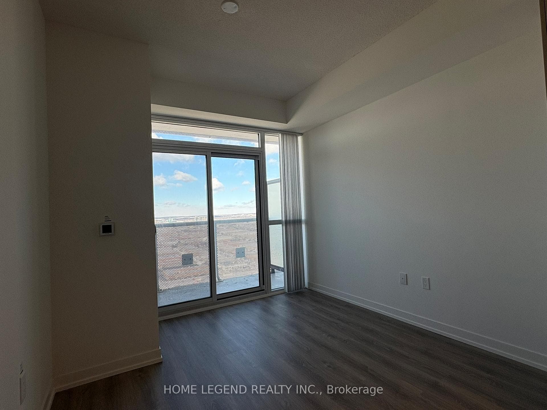 8 Interchange Way Unit 4603 photo 10