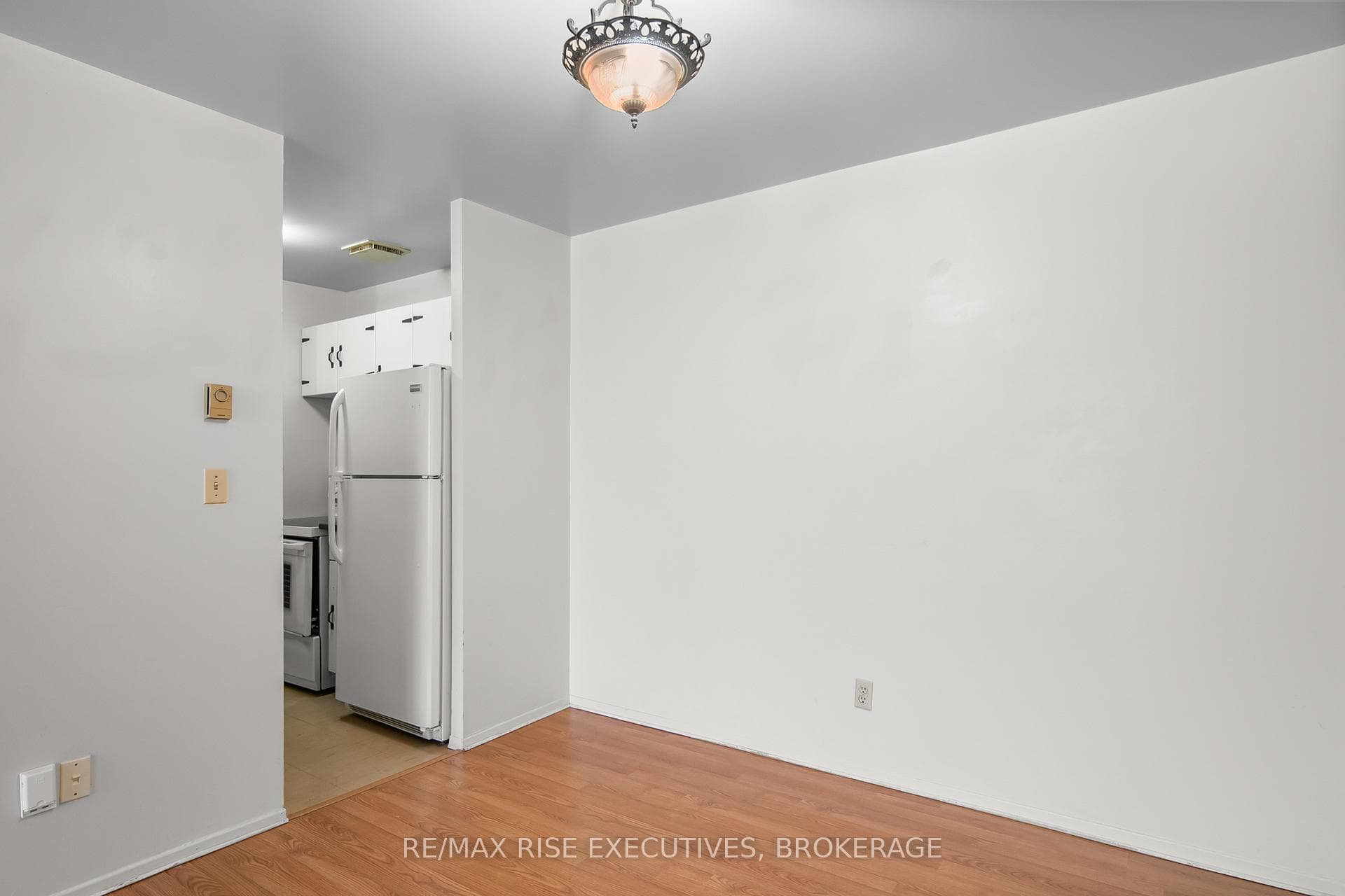 17 Eldon Hall Place Unit 507 photo 20