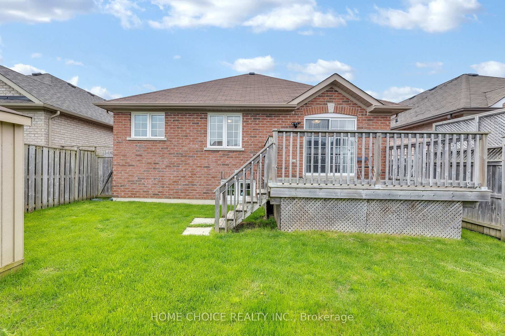 1665 Northfield Avenue photo 4