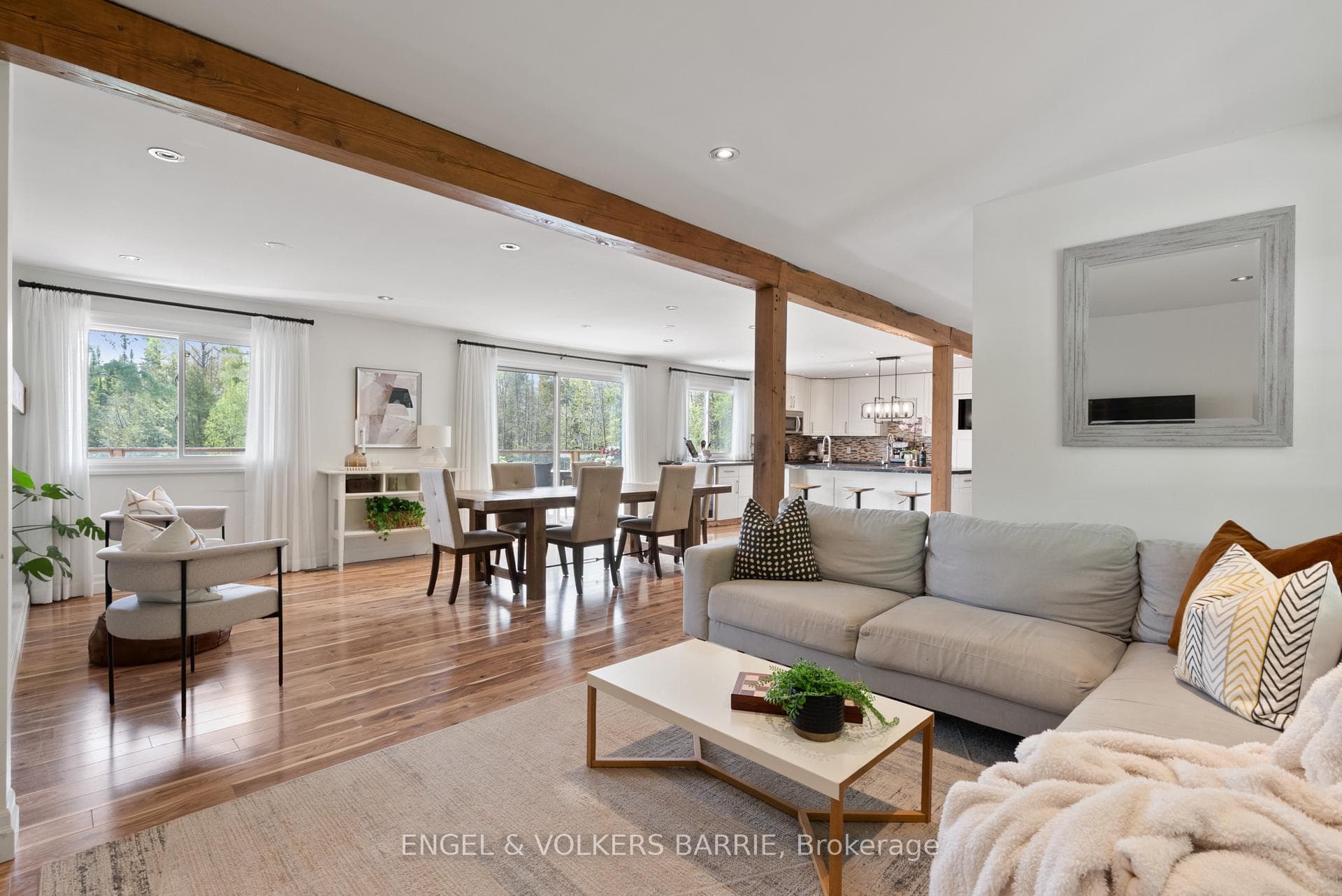 1441 Hendrie Road photo 7