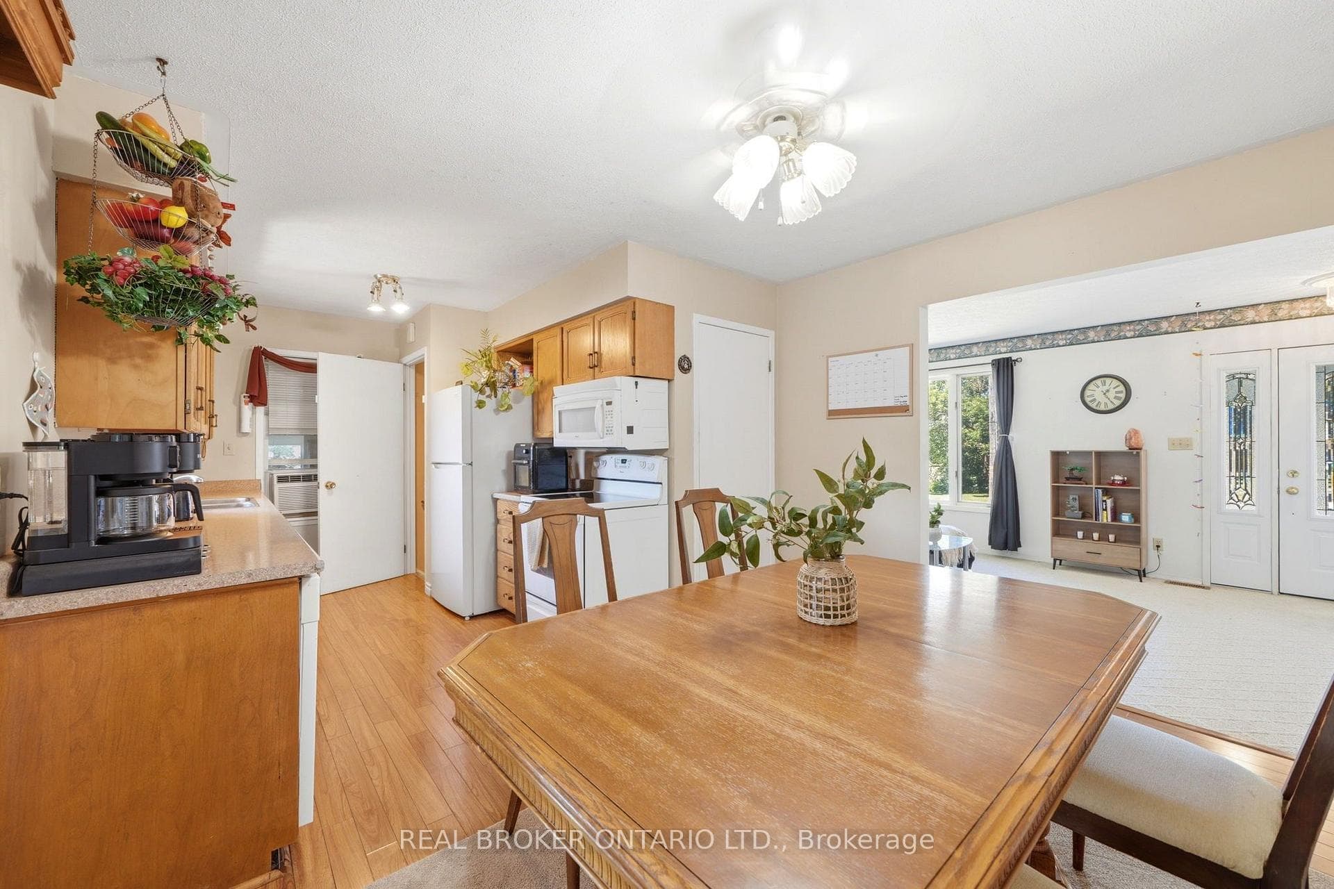 389 7th Street photo 12