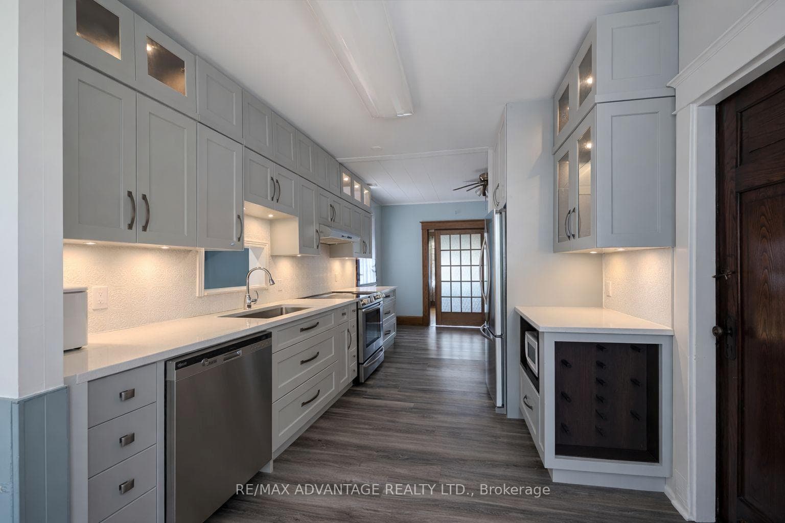 245 Colborne Street photo 7