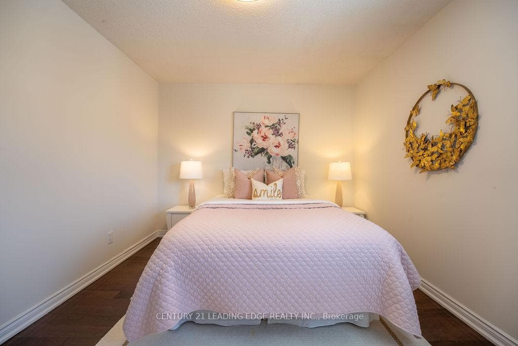 38 Hetherington Crescent photo 36