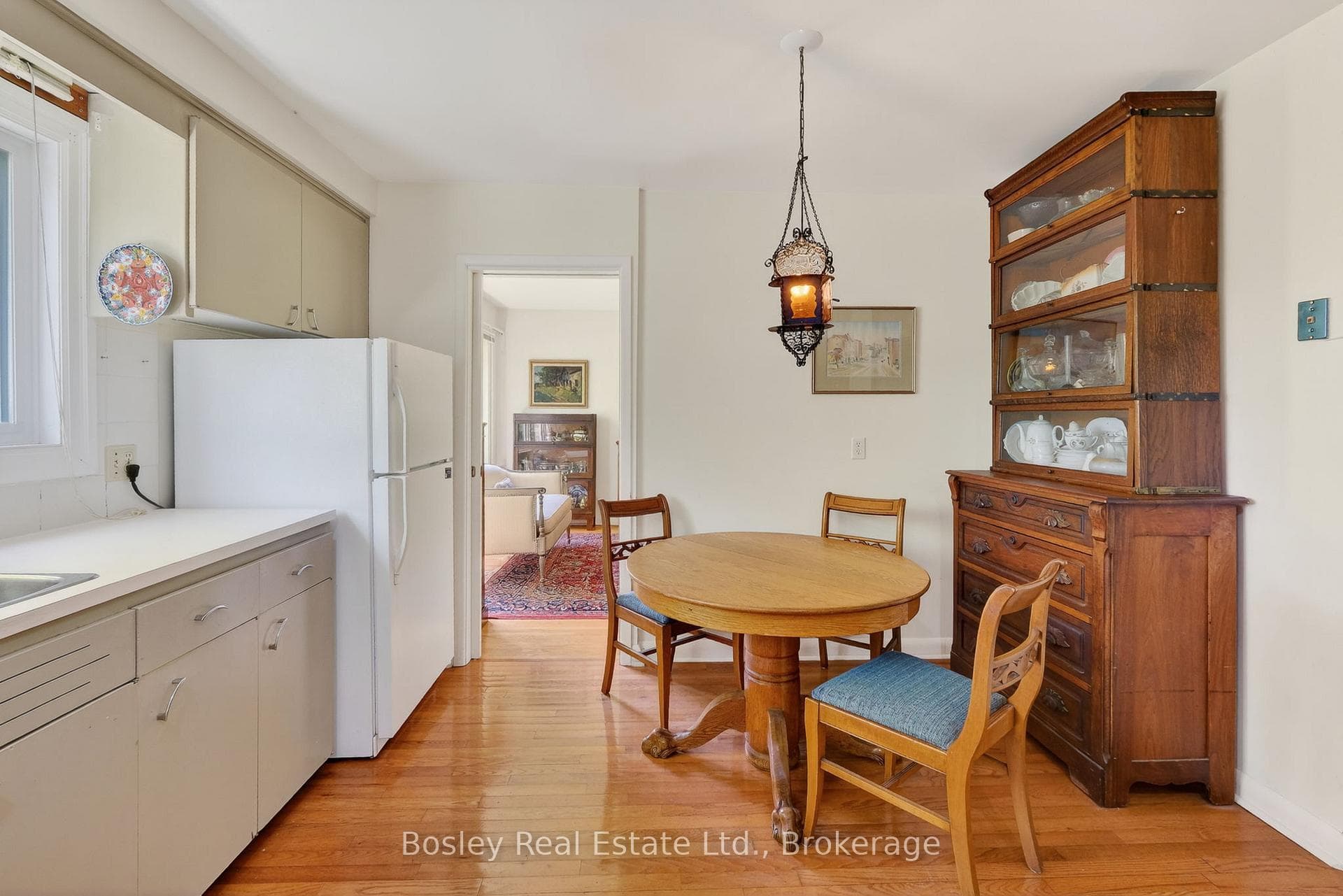 42 Deblaquire Street photo 15