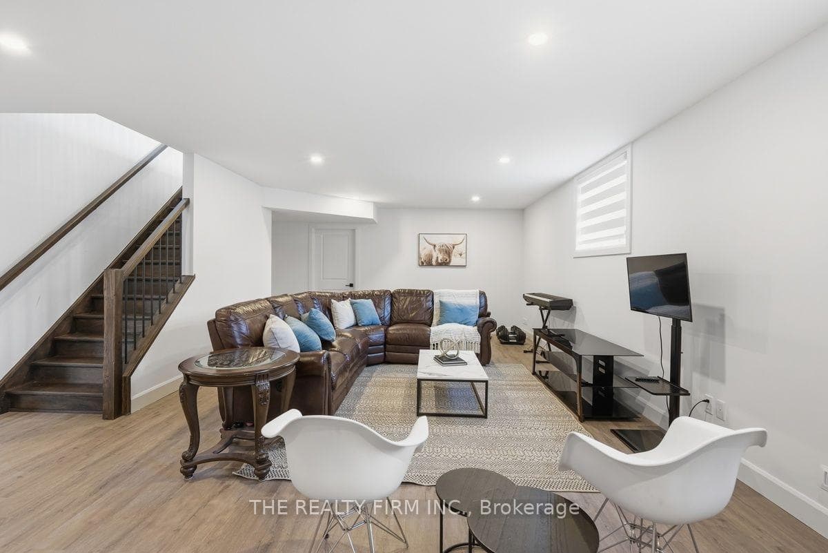 6990 Clayton Walk Unit 1 photo 33