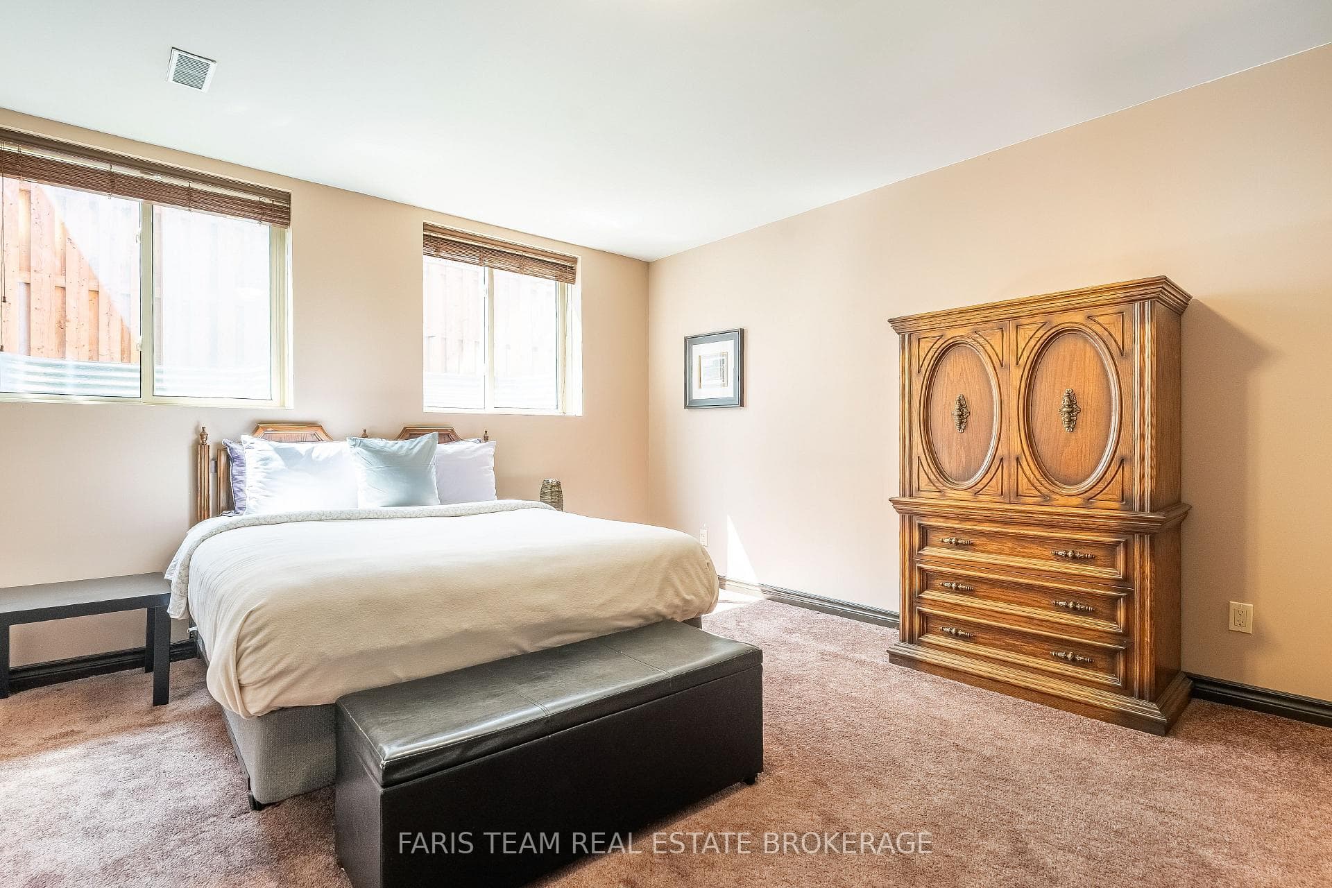 153 Stanley Road photo 31
