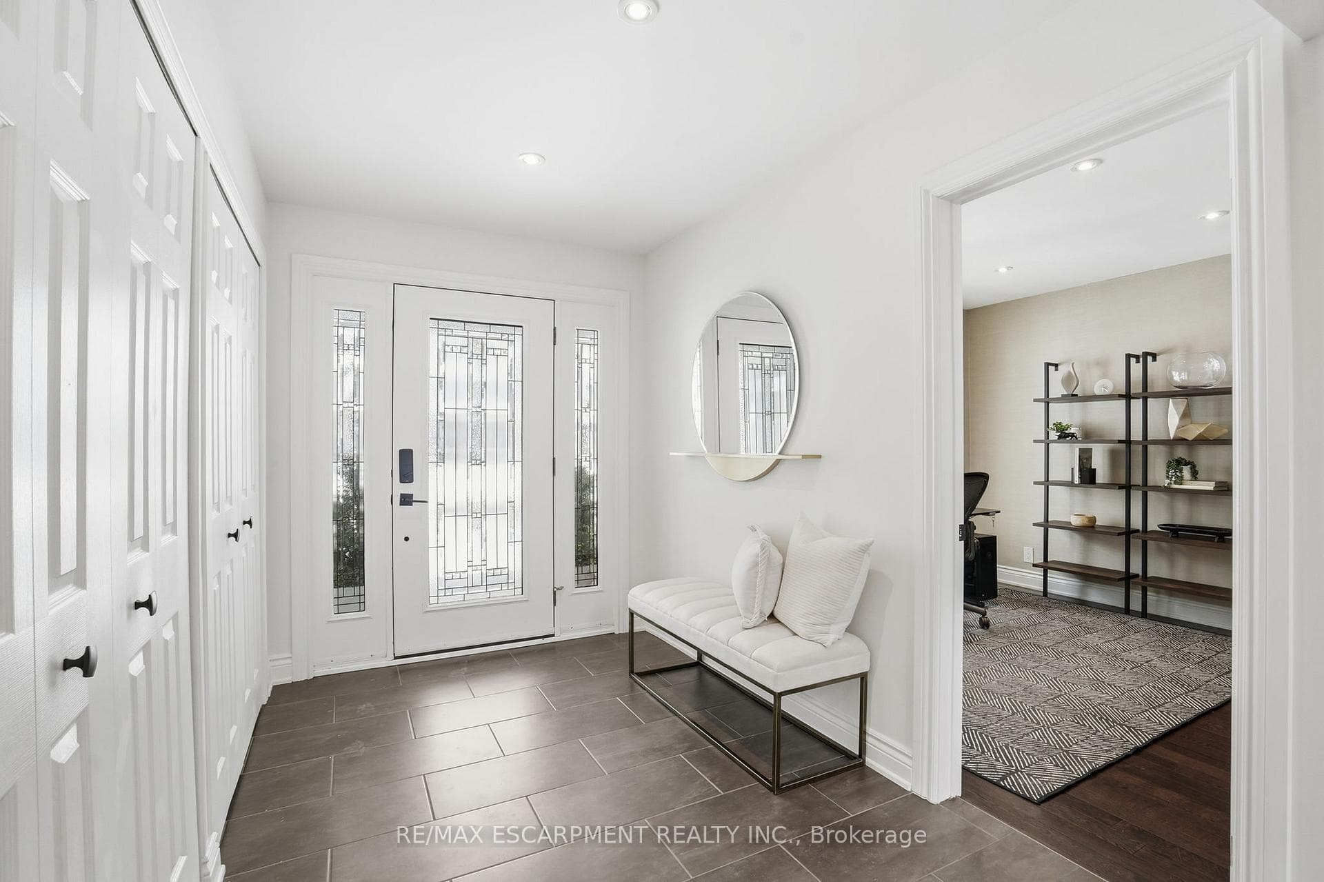 92 Wanita Road photo 6