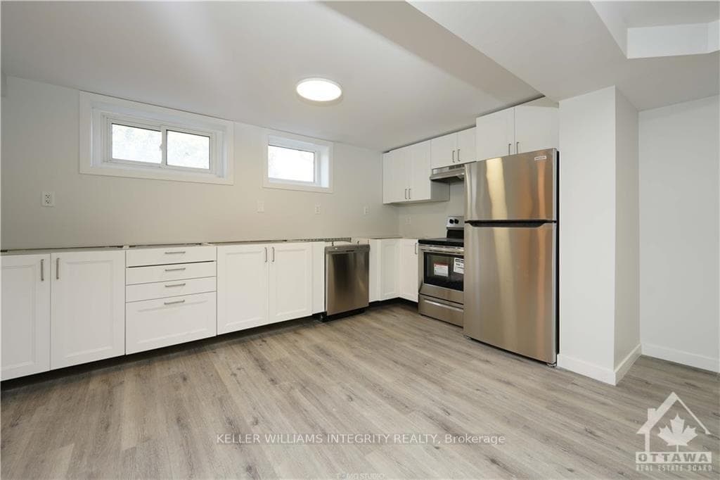 525 BROWNING Avenue Unit B photo 3