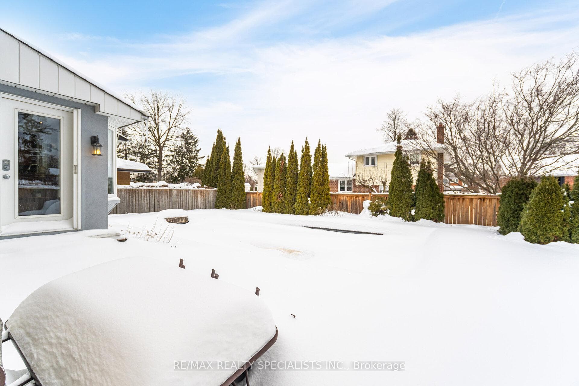 2341 Altersen Place photo 27