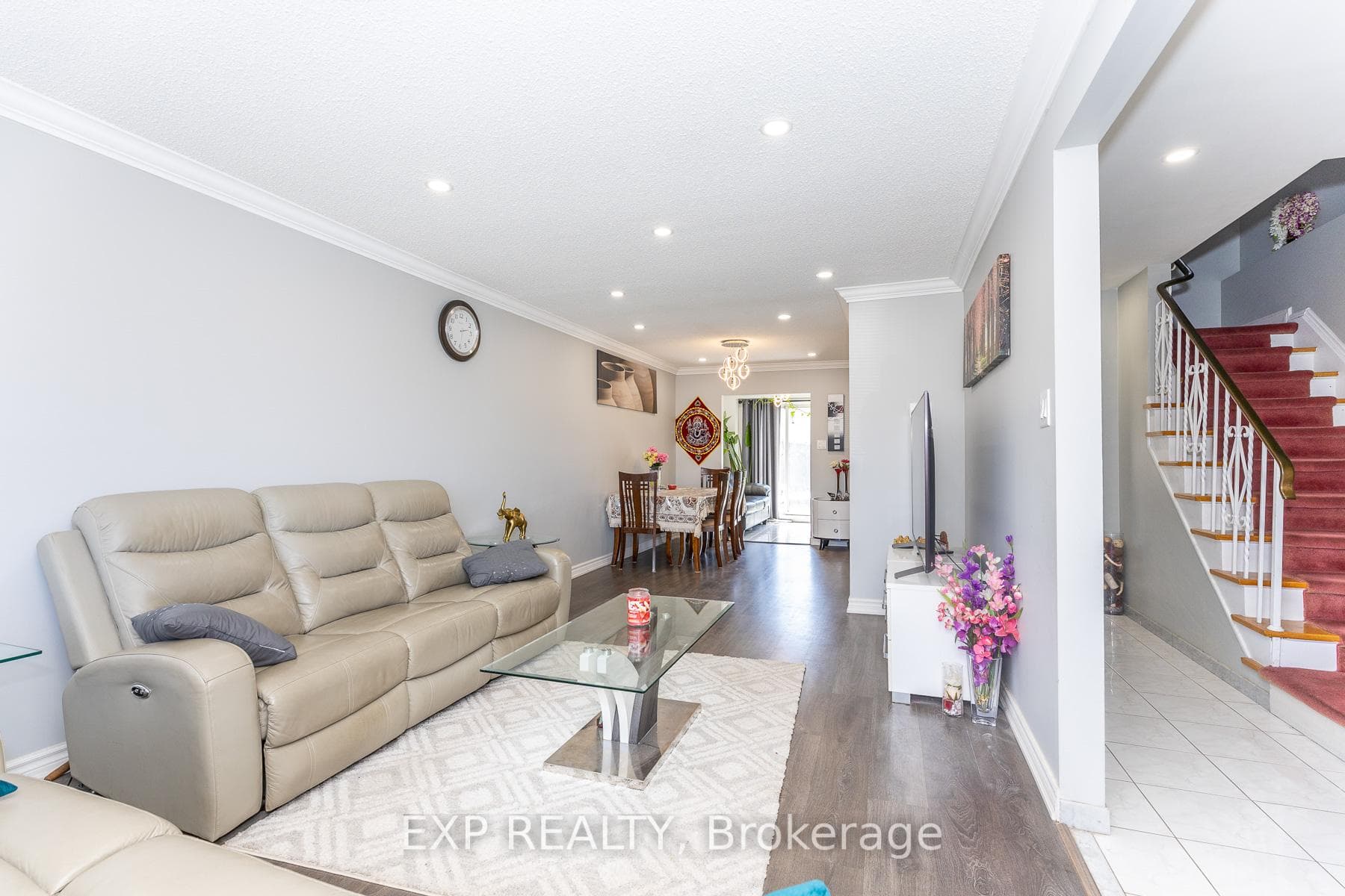 3270 Klaiman Drive photo 8