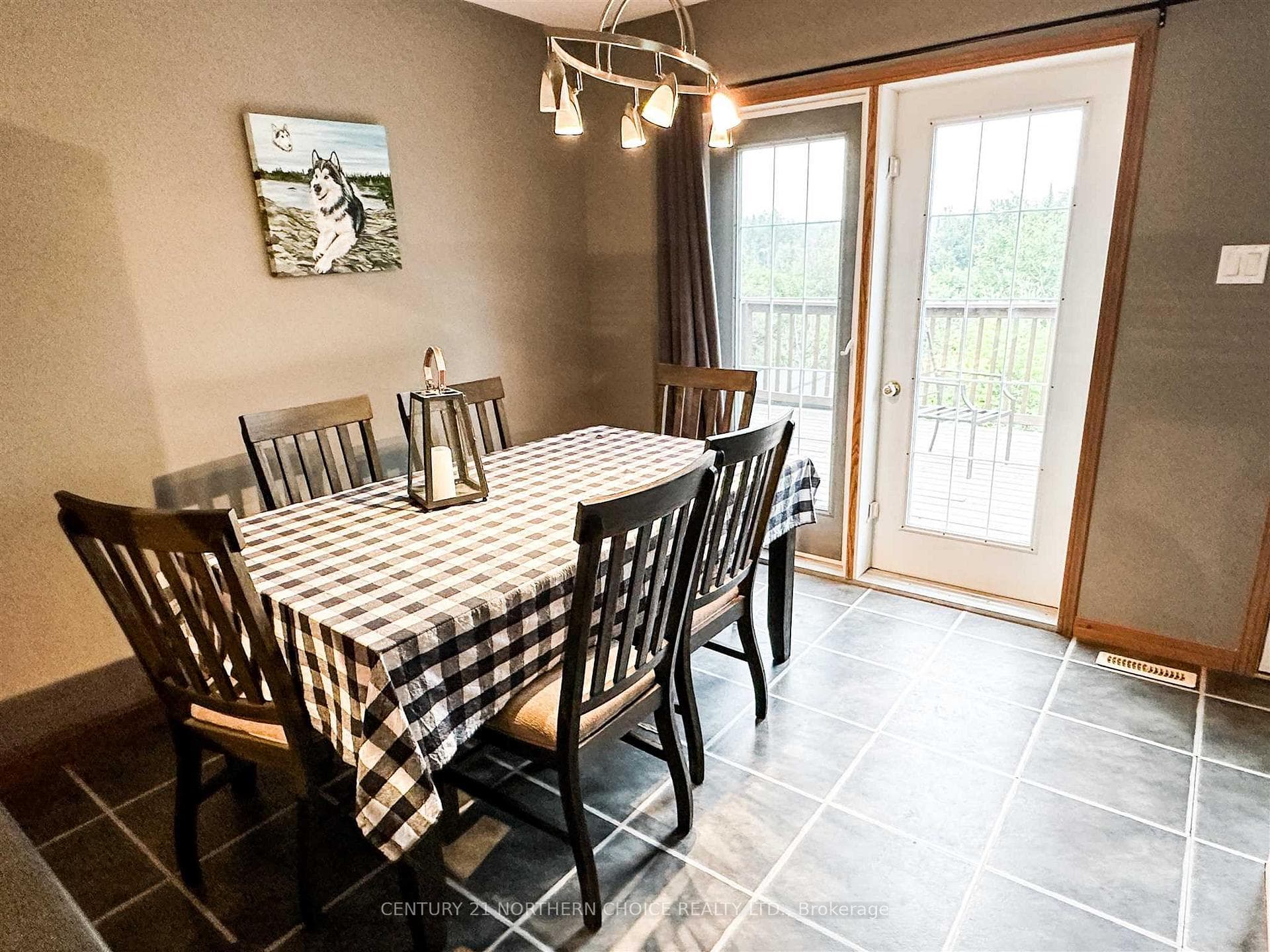 41 Howey Bay Road photo 9