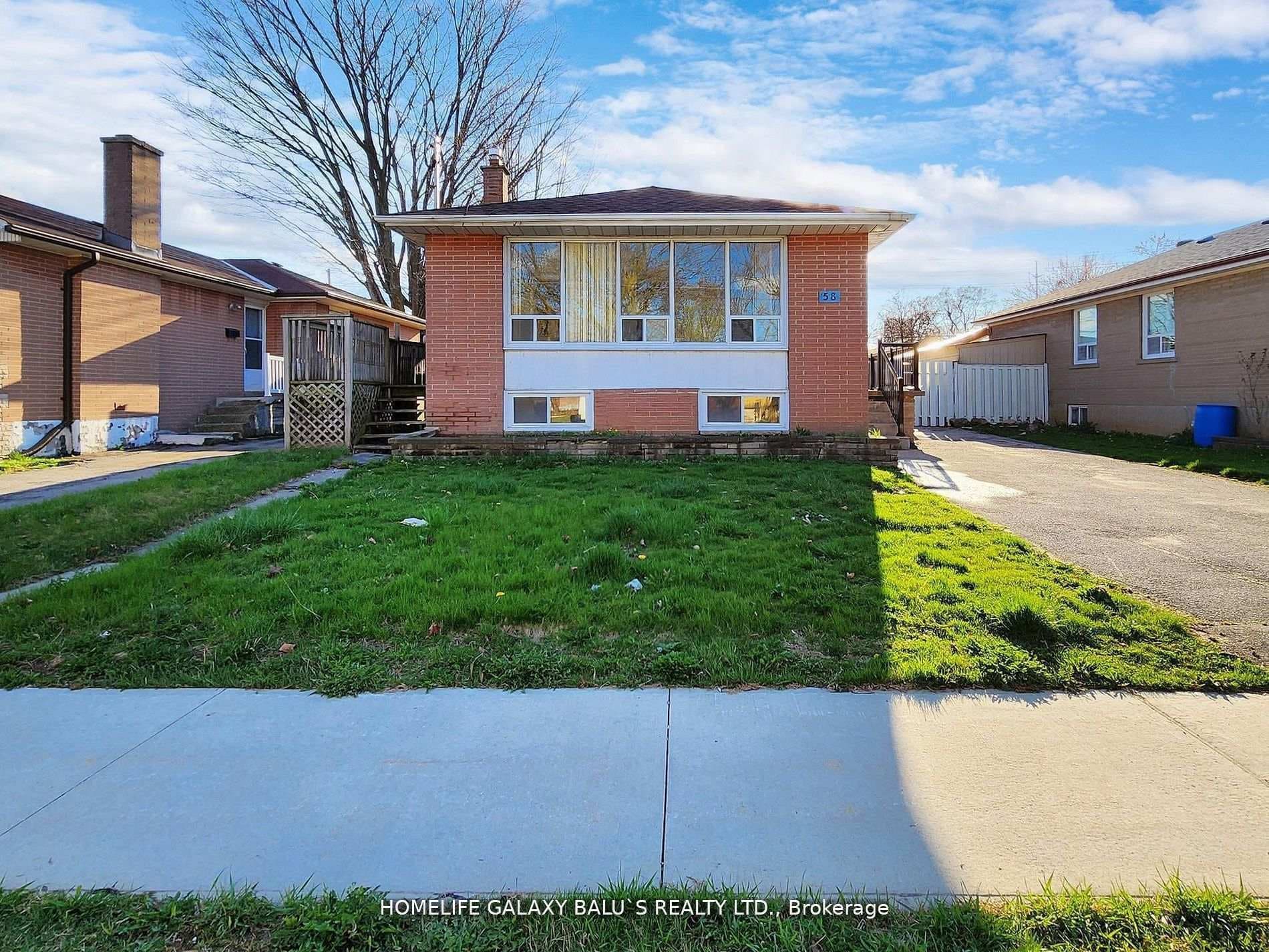 58 Milford Haven Drive Unit --Lower photo 1