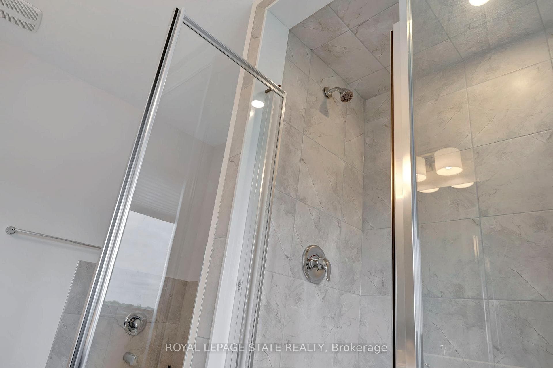 620 Colborne Street Unit 33 photo 21