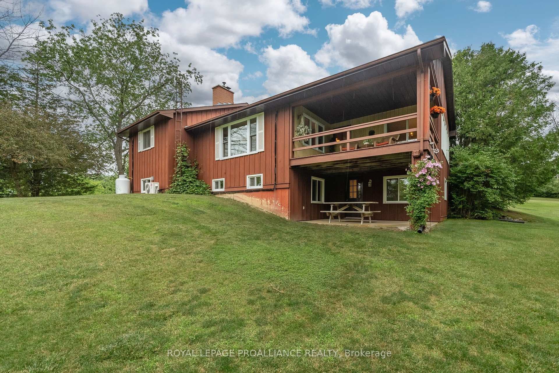 3343 Baker Road photo 38