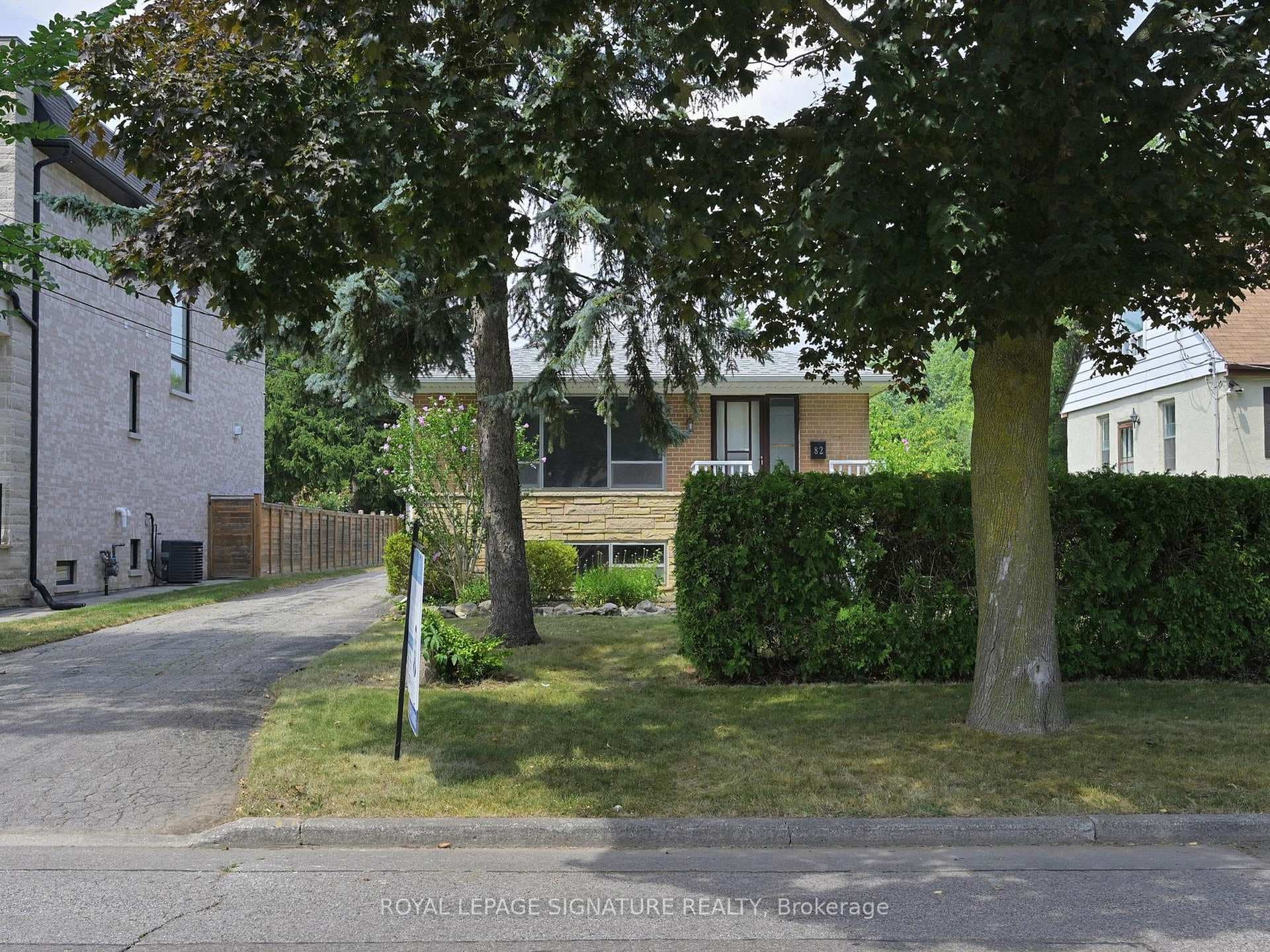 82 Northwood Drive photo 1