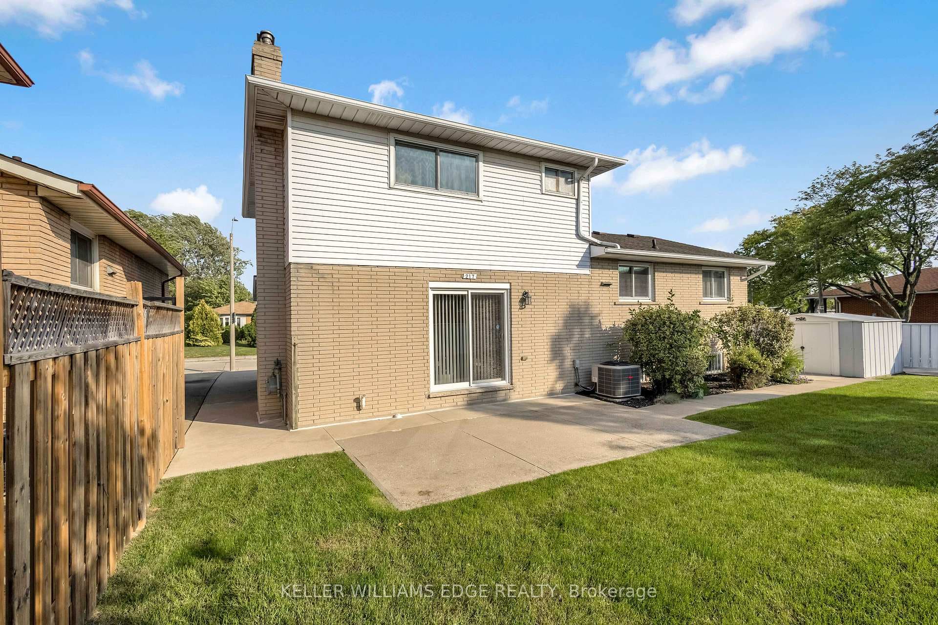 217 Lawnhurst Court photo 40