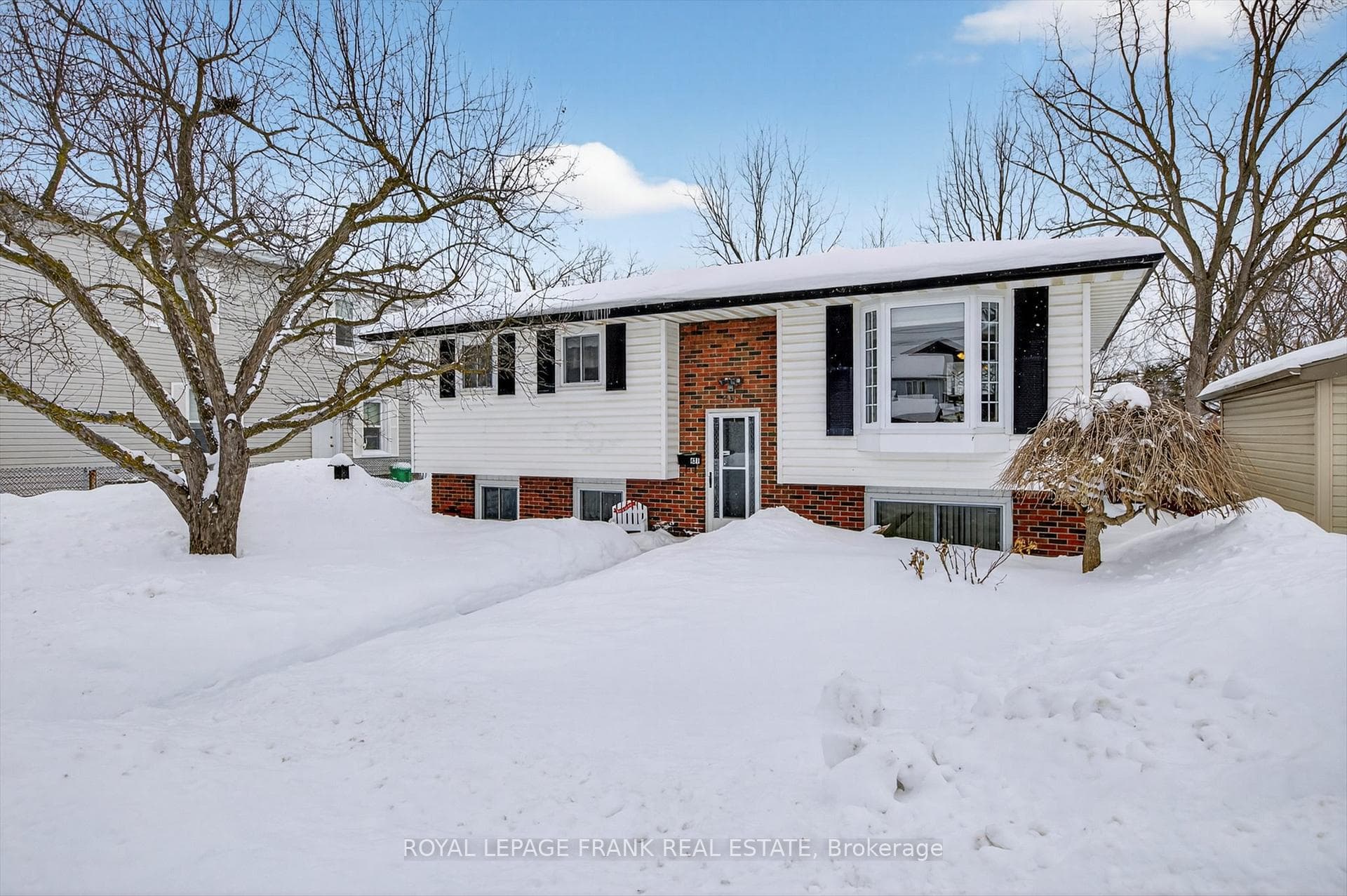 491 Chamberlain Street photo 2