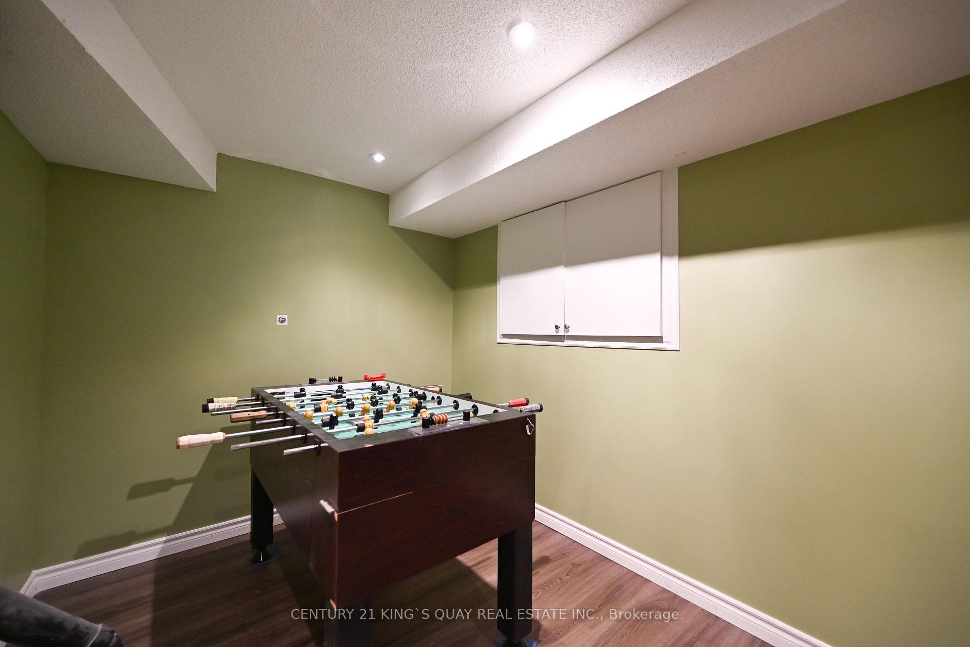 50 Crittenden Drive photo 15