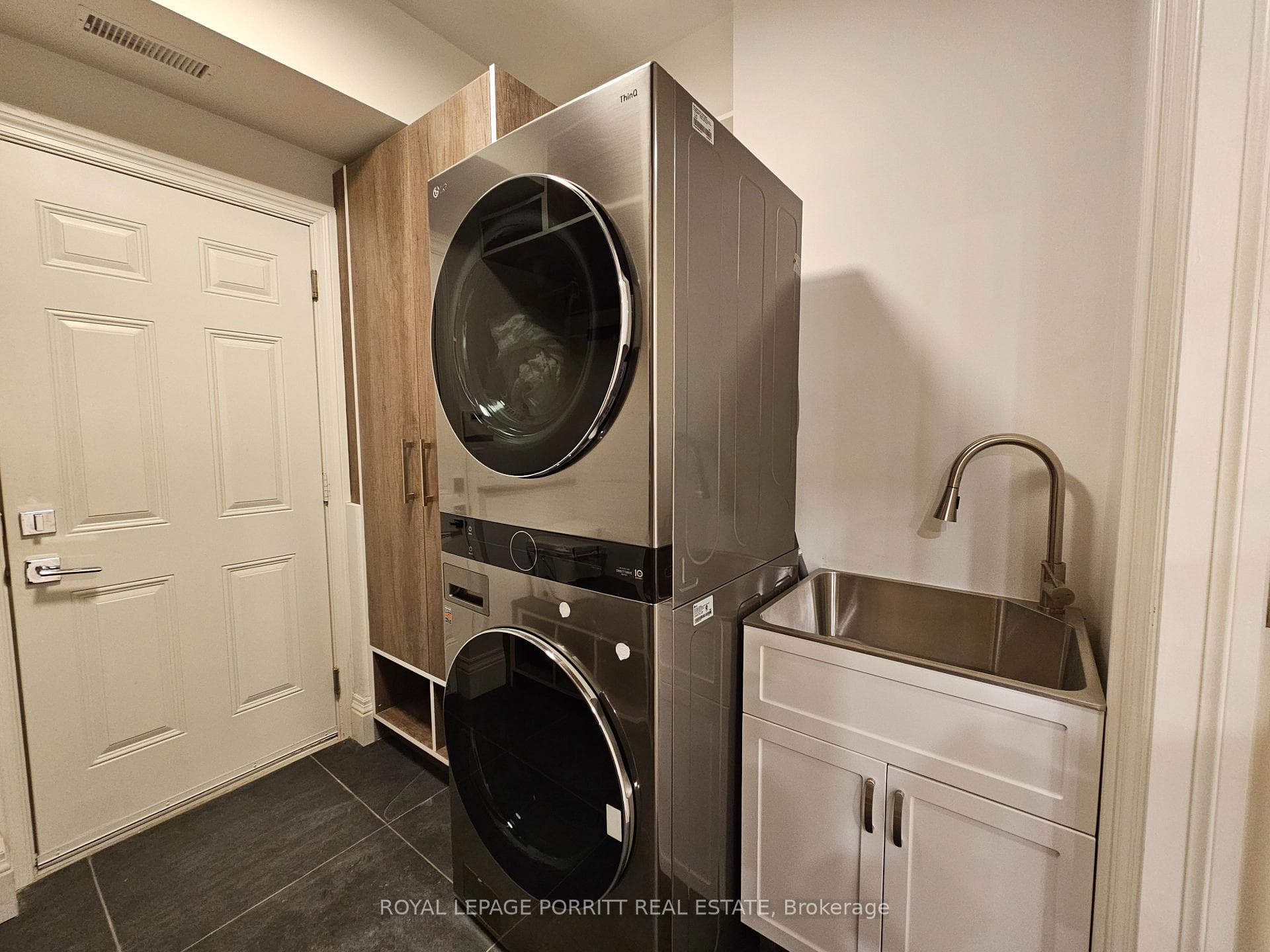 Mud Room/Foyer