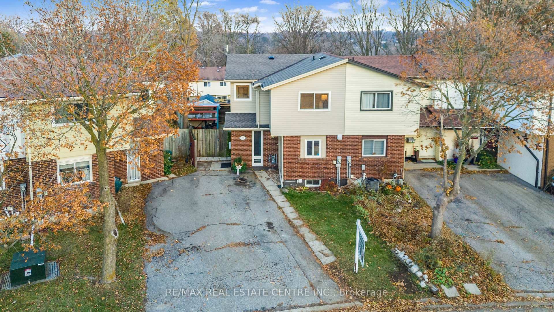 673 Hillview Road photo 37