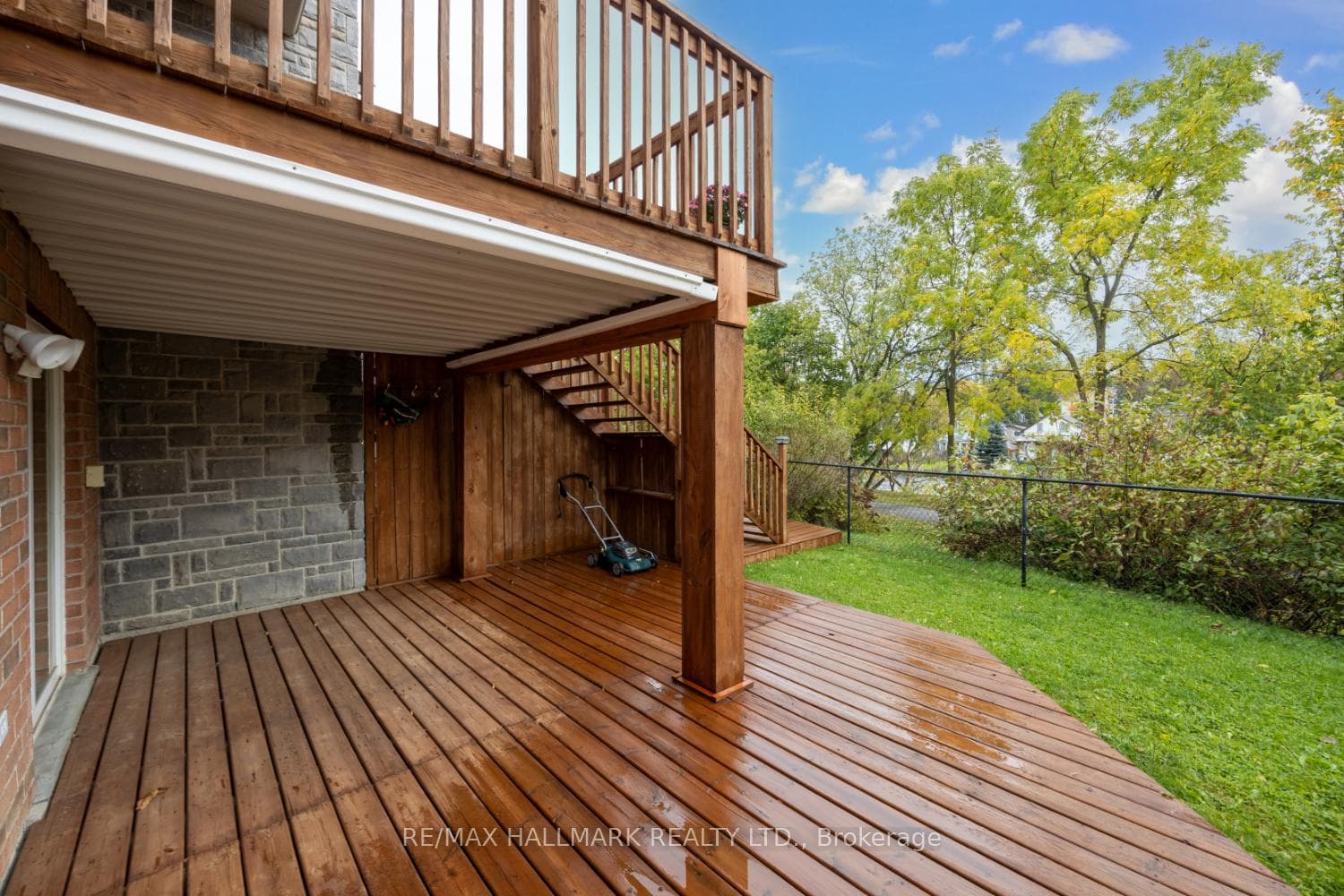 53 King Street photo 17