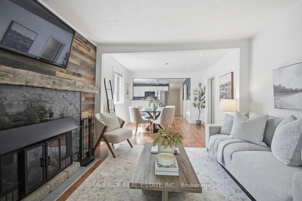 226 Grand Avenue photo 8