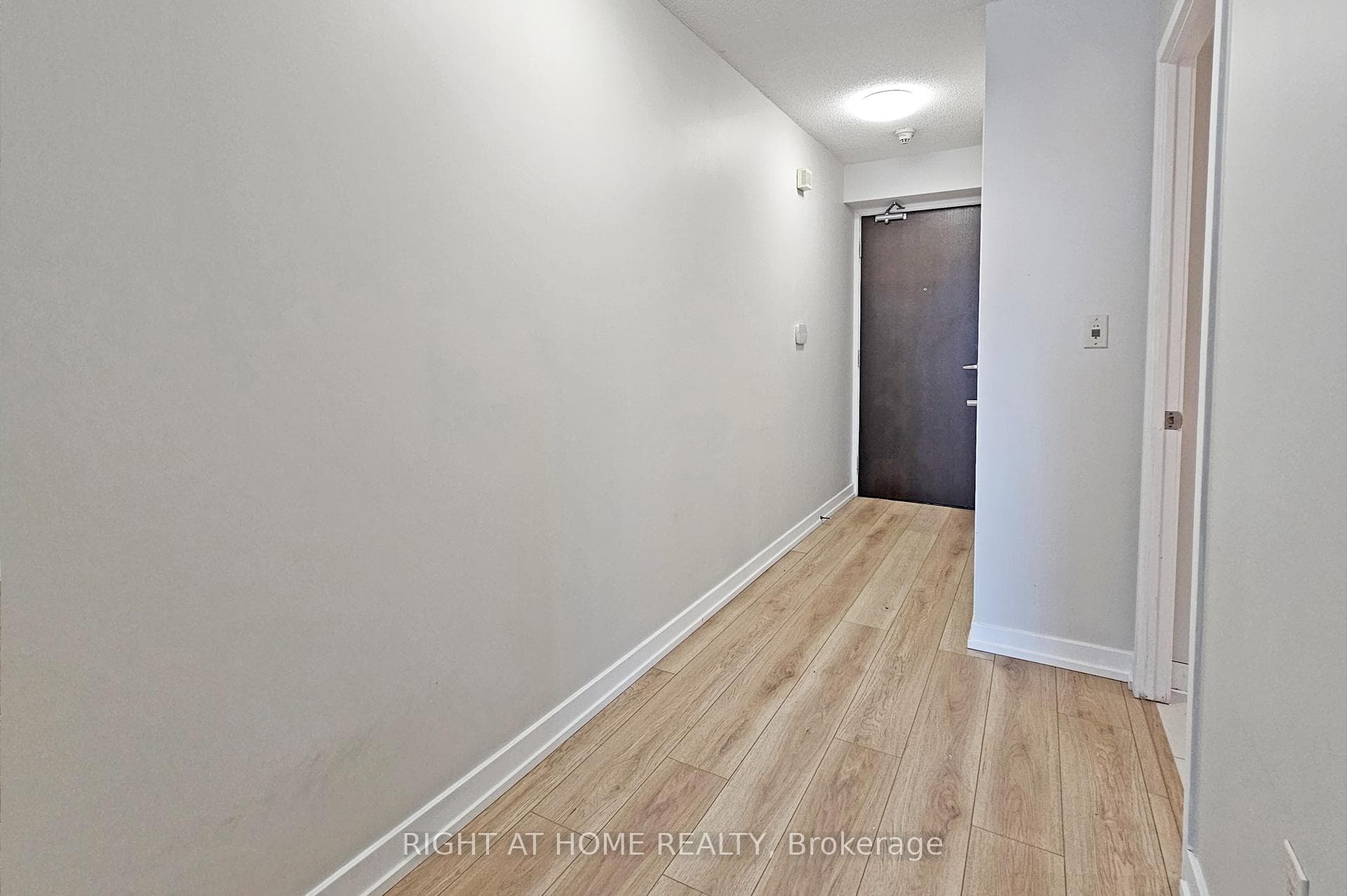 8 Telegram Mews Unit 1508 photo 9
