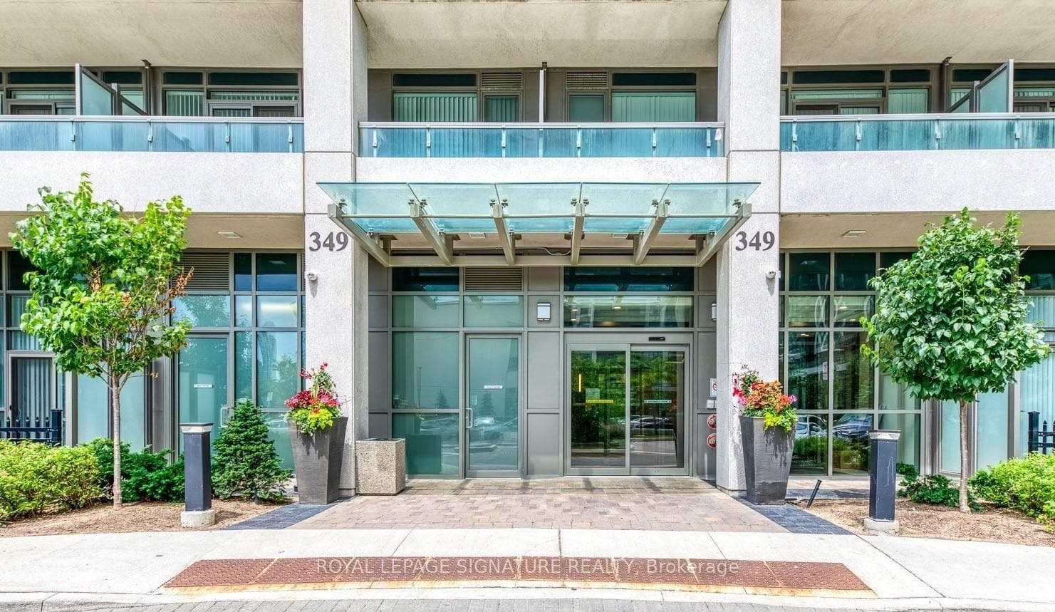 349 Rathburn Road Unit PH216 photo 3