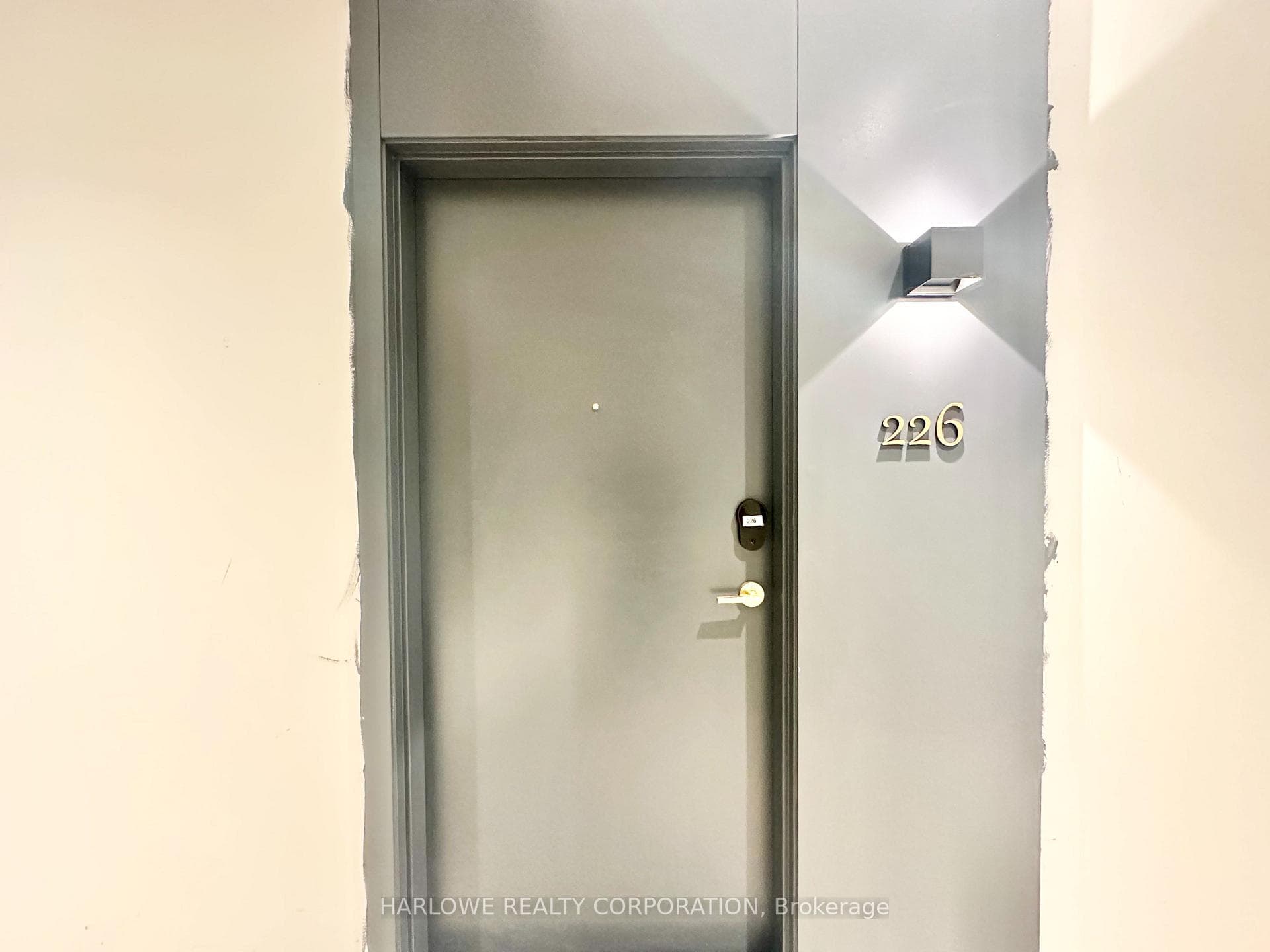 543 Richmond Street Unit 226 photo 2