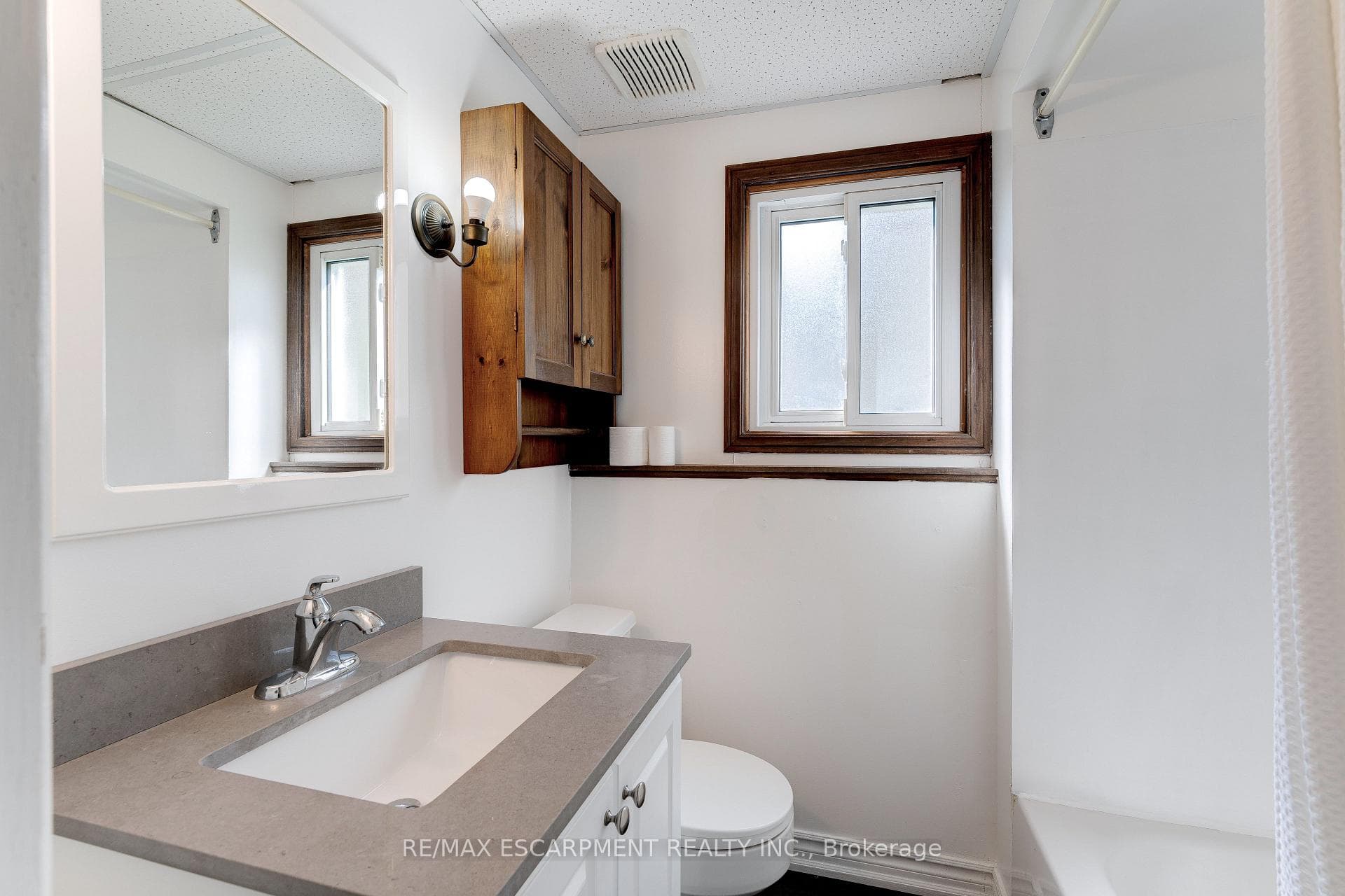 28 Cartier Drive photo 23
