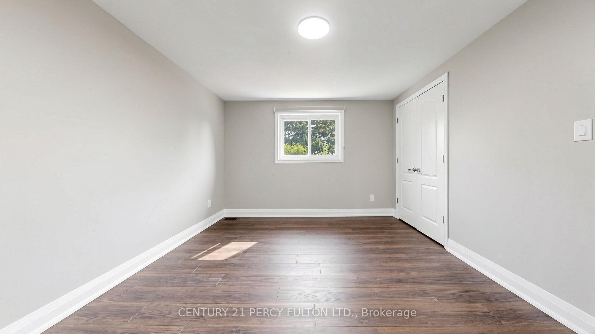 293 Kinmount Crescent photo 16
