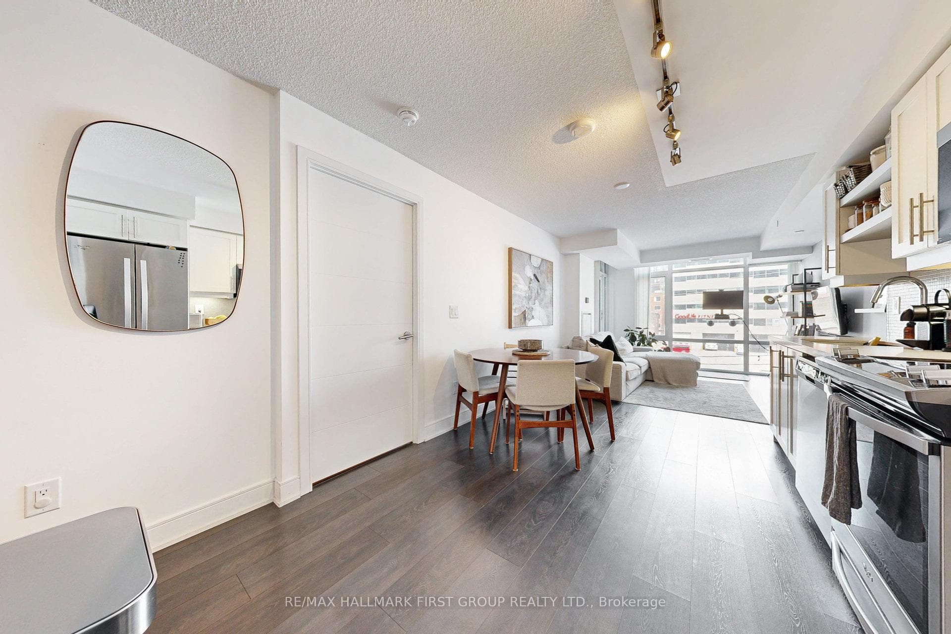525 Adelaide Street Unit 312 photo 12
