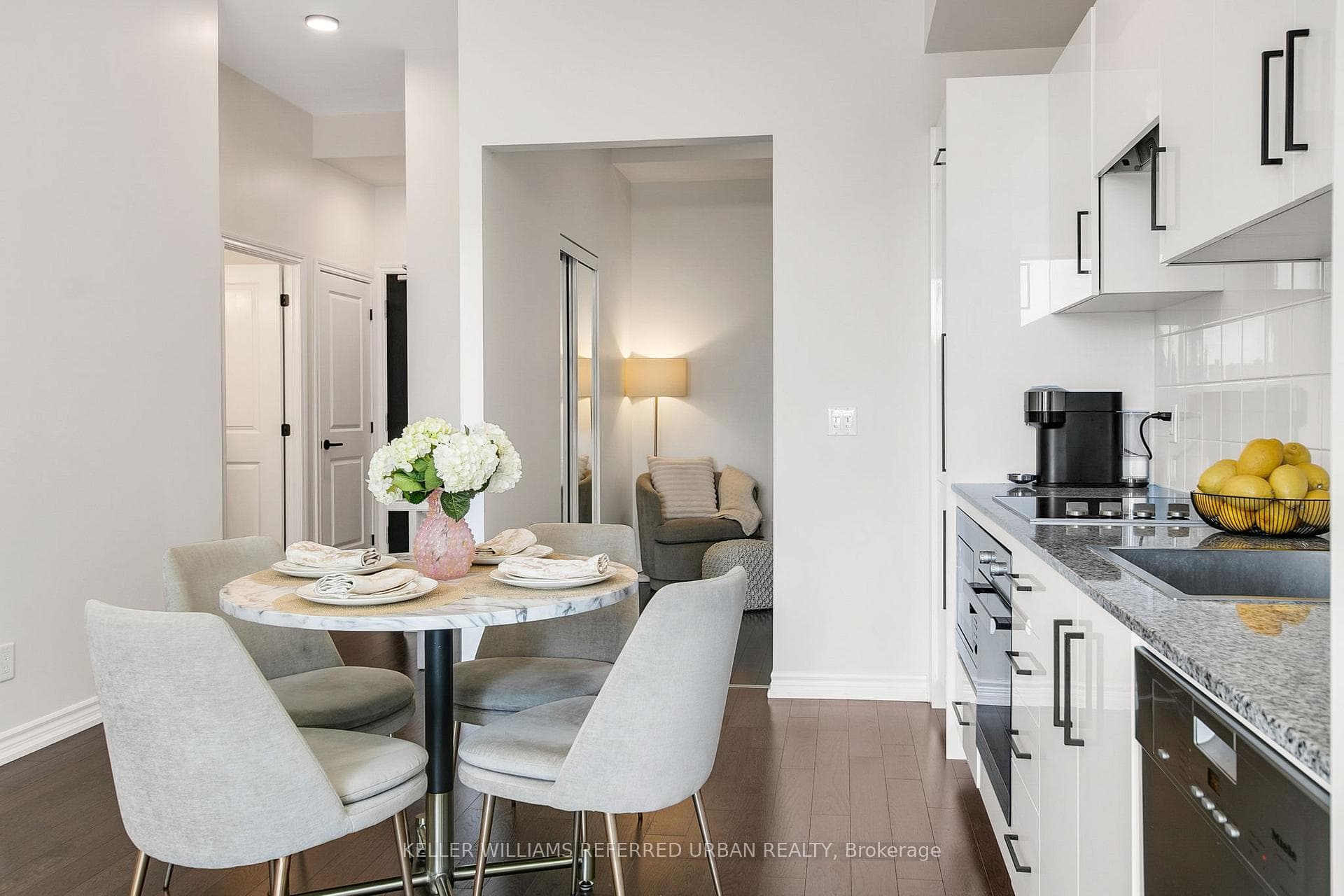 23 Glebe Road Unit 725 photo 15