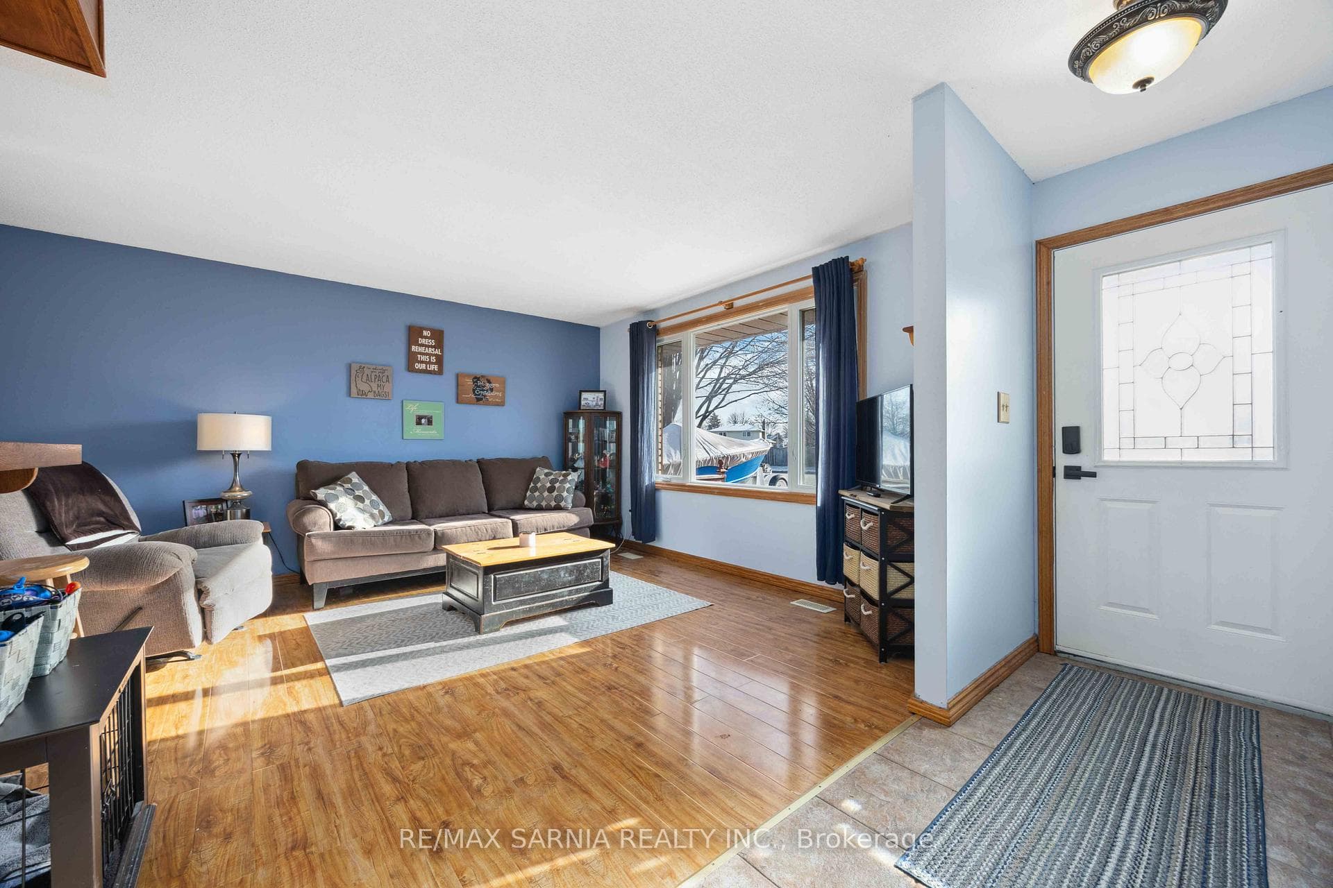 437 Murphy Road photo 4
