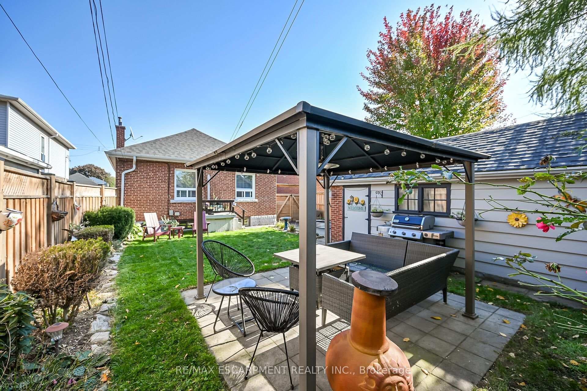 130 Garside Avenue photo 30