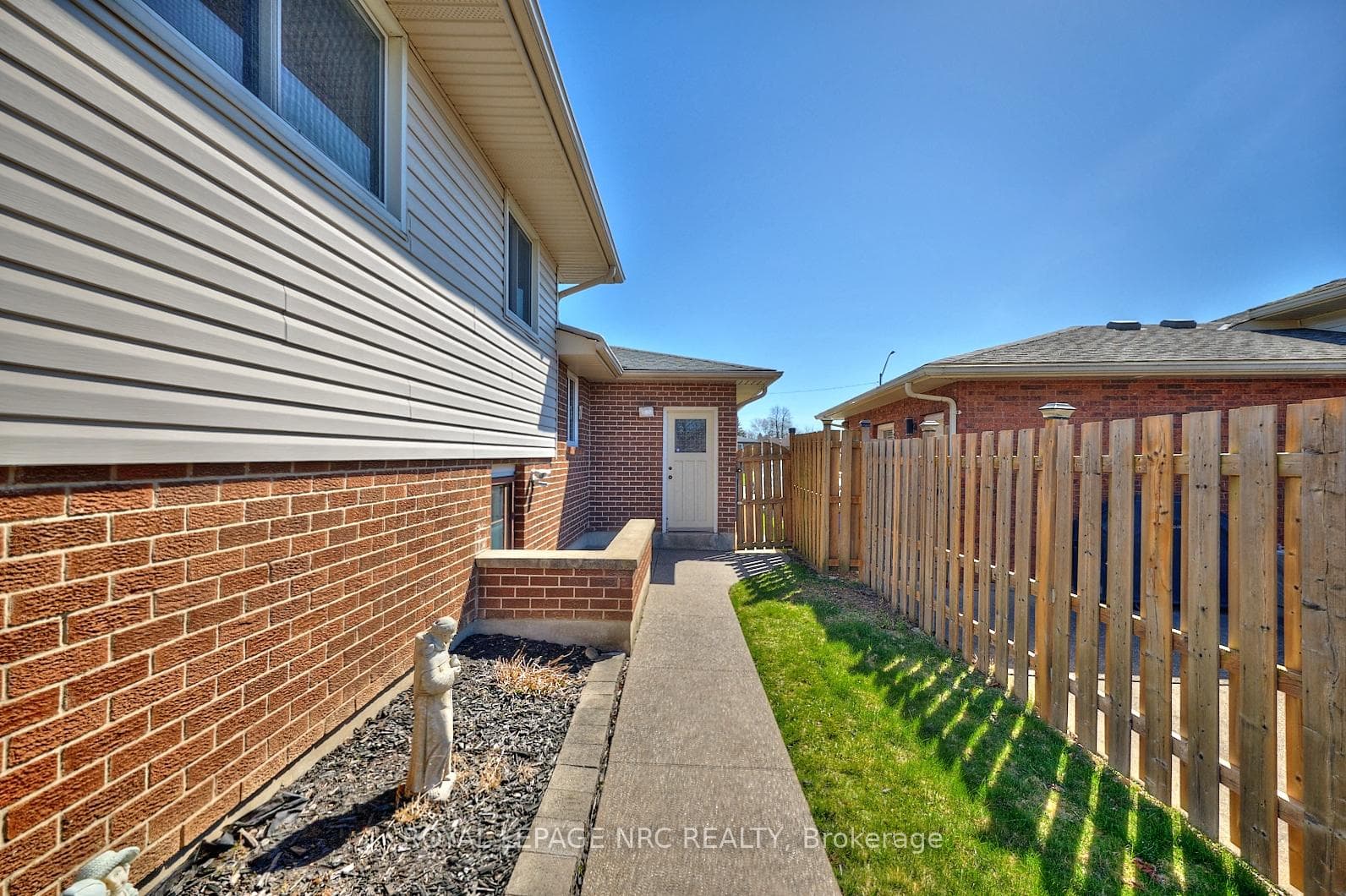 61 Mcdonagh Crescent photo 34