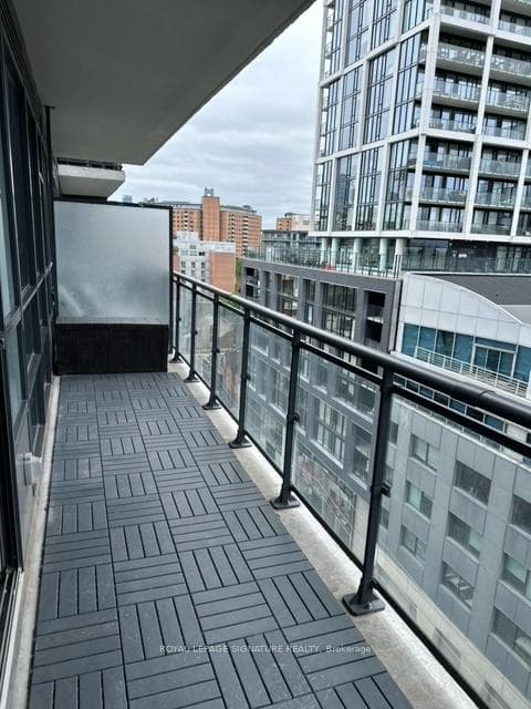 460 Adelaide Street Unit 1126 photo 12