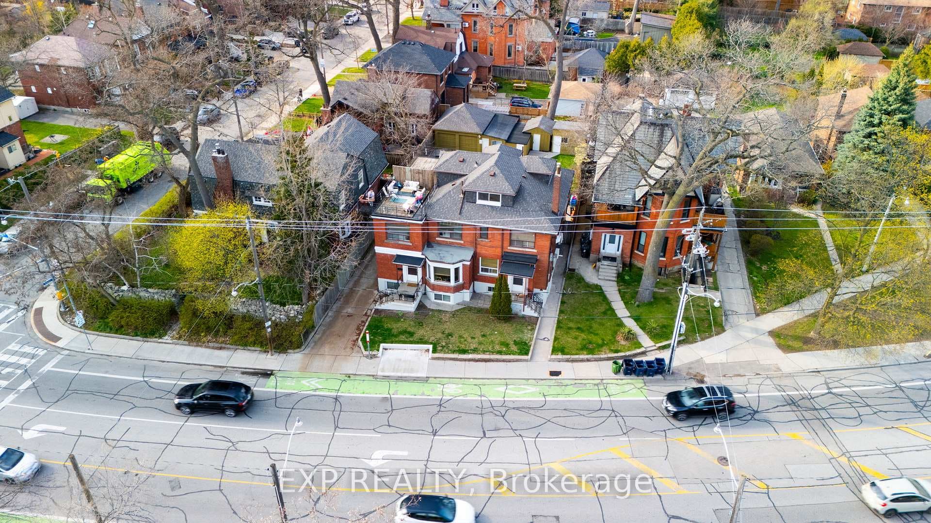 354 Annette Street photo 24