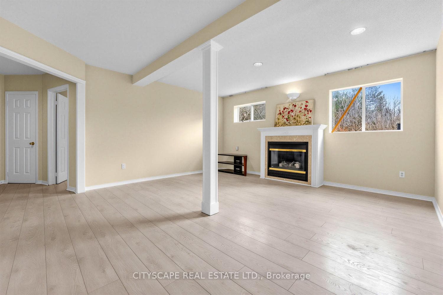 5482 Loonlake Avenue Unit Bsmt photo 8