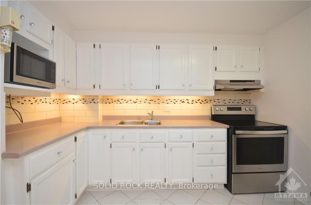 415 GREENVIEW Avenue Unit 509 photo 11