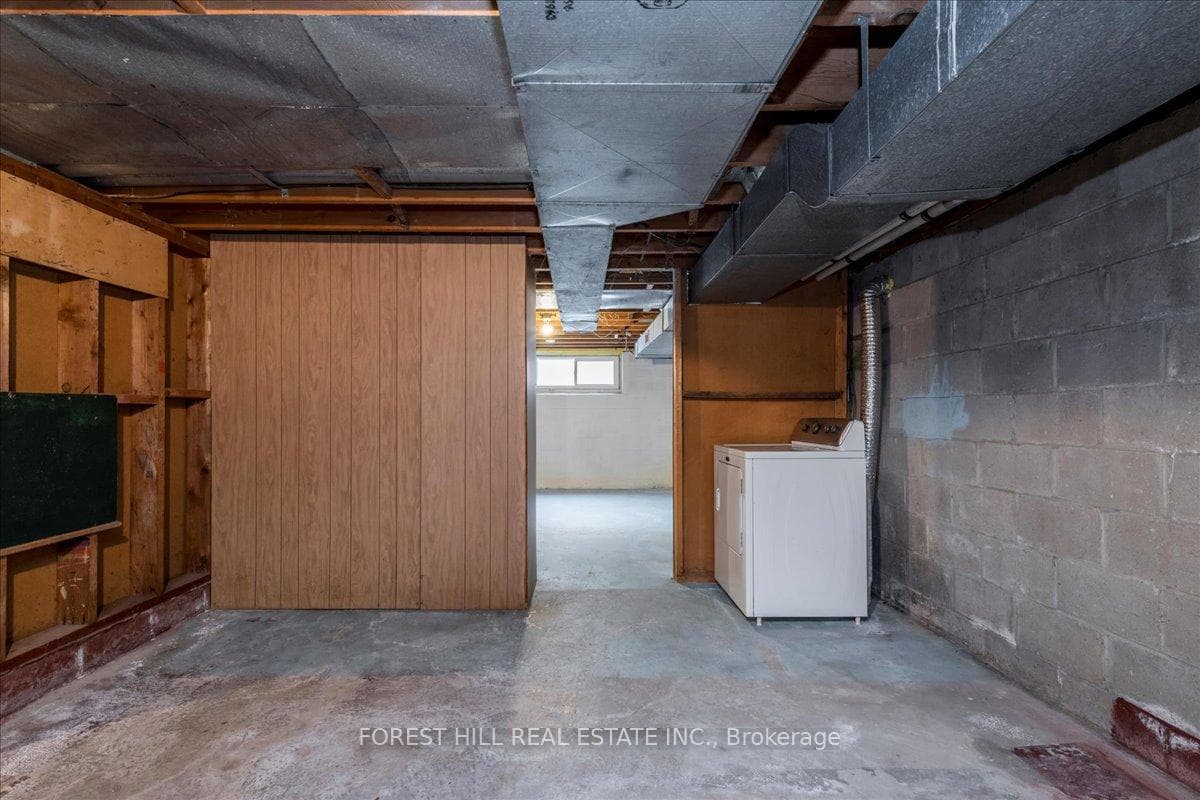 Utility Space & Laundry